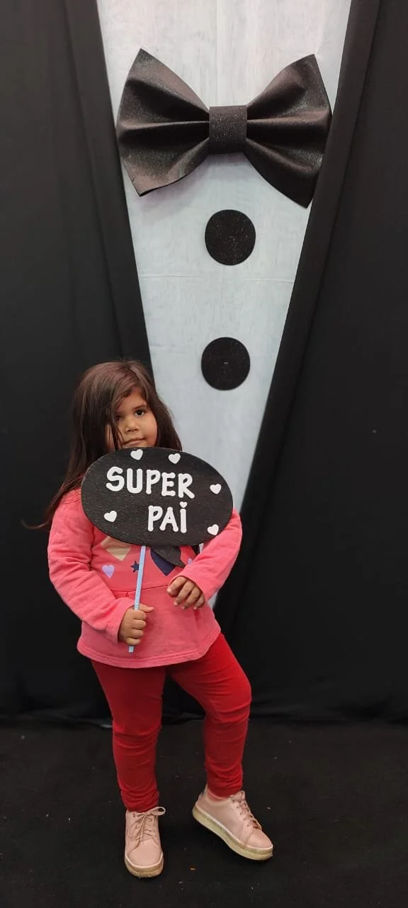 Dia dos Pais 2021- Fotos com nossos alunos da Educação Infantil Dia dos Pais 2021- Fotos com nossos alunos da Educação Infantil
