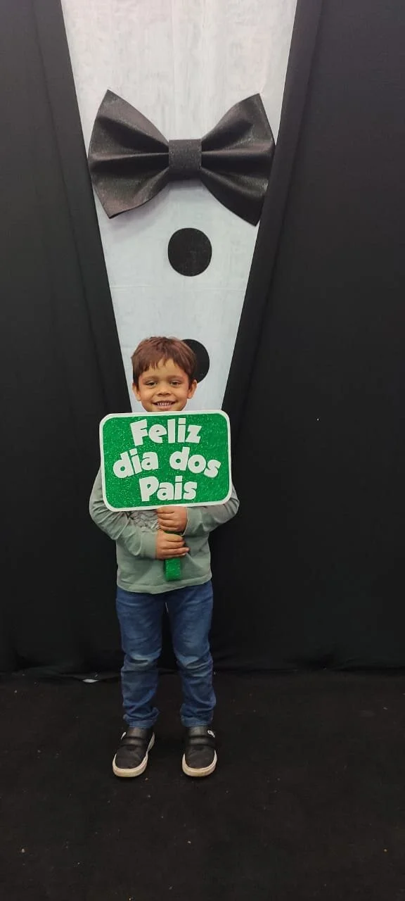 Dia dos Pais 2021- Fotos com nossos alunos da Educação Infantil Dia dos Pais 2021- Fotos com nossos alunos da Educação Infantil