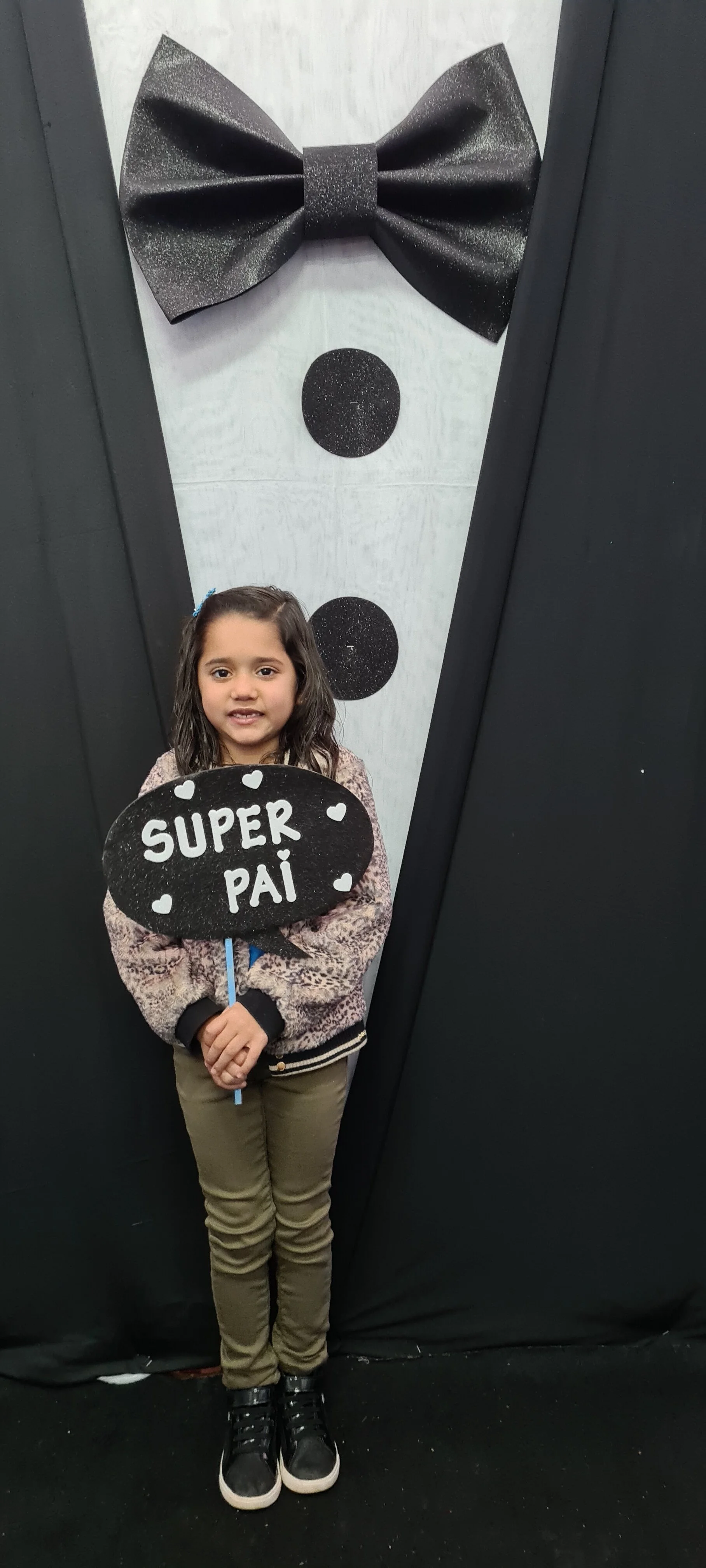 Dia dos Pais 2021- Fotos com nossos alunos da Educação Infantil Dia dos Pais 2021- Fotos com nossos alunos da Educação Infantil