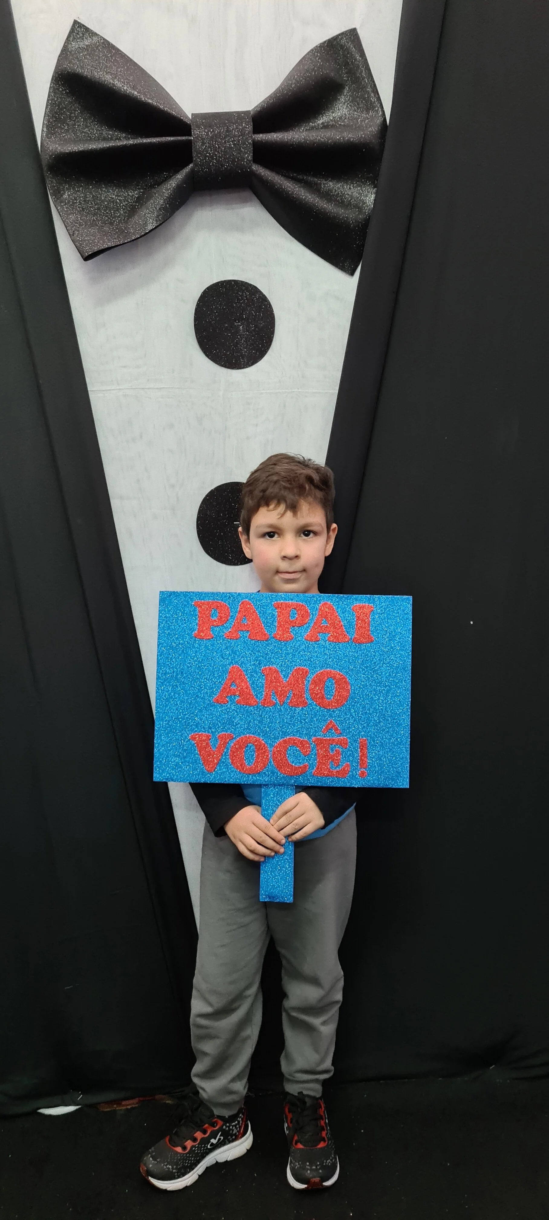 Dia dos Pais 2021- Fotos com nossos alunos da Educação Infantil Dia dos Pais 2021- Fotos com nossos alunos da Educação Infantil