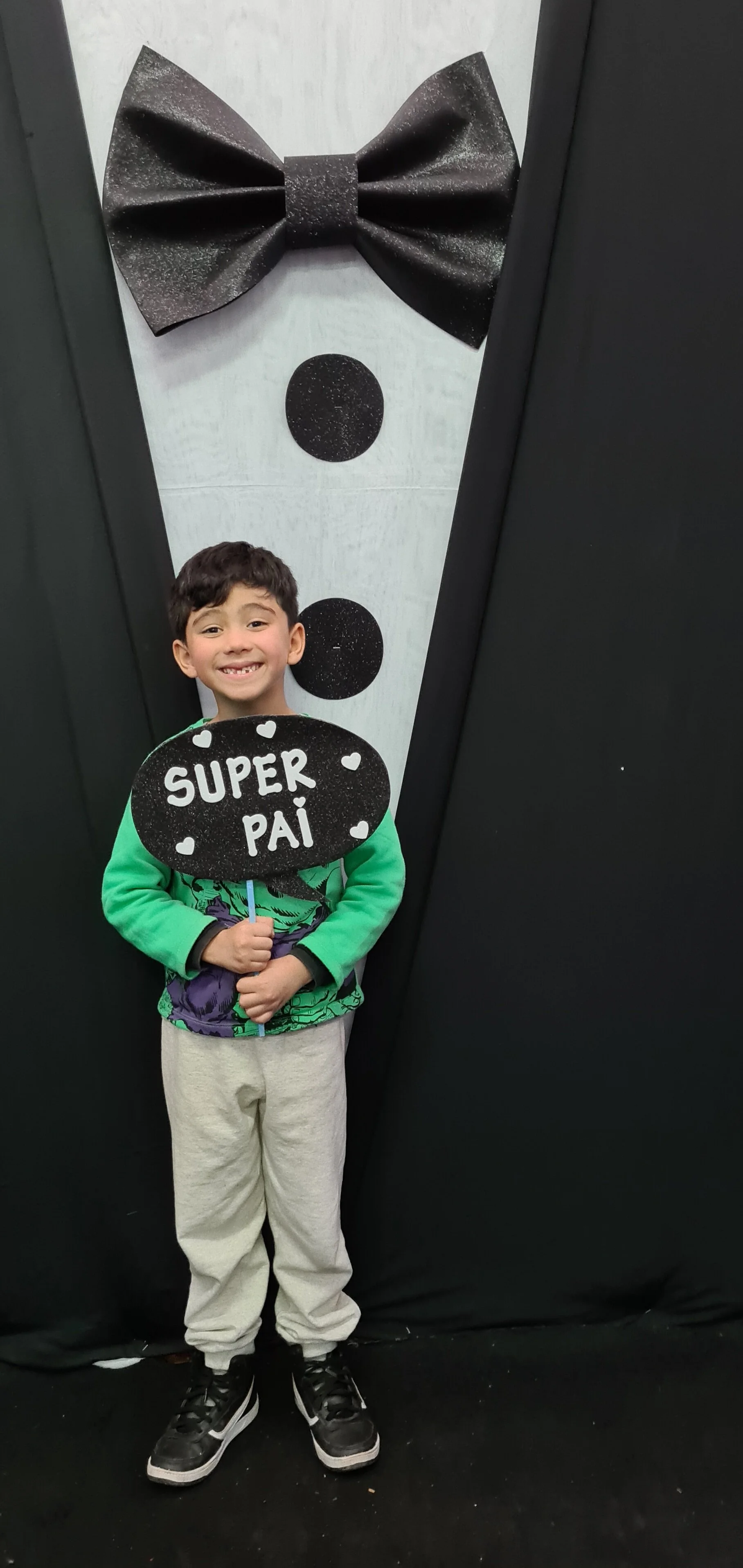 Dia dos Pais 2021- Fotos com nossos alunos da Educação Infantil Dia dos Pais 2021- Fotos com nossos alunos da Educação Infantil
