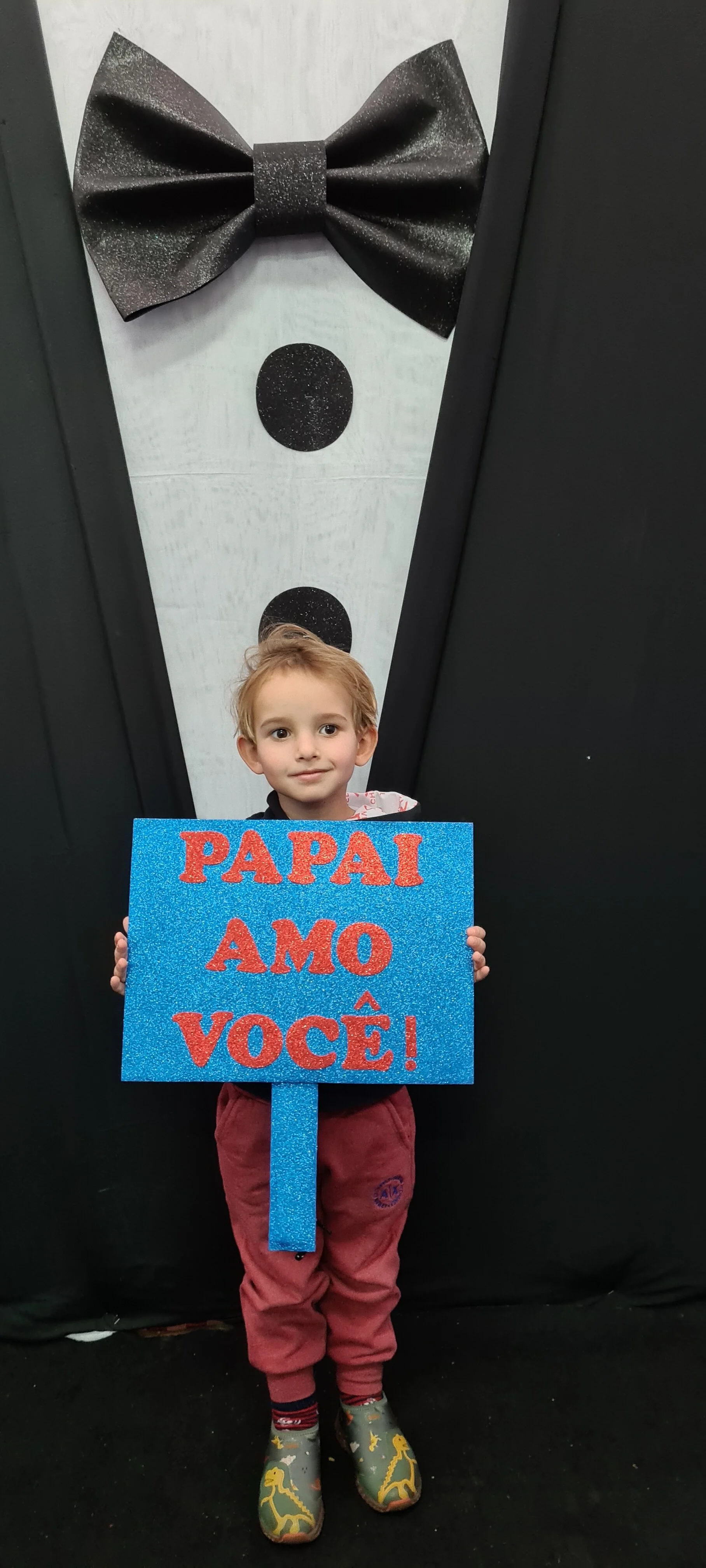 Dia dos Pais 2021- Fotos com nossos alunos da Educação Infantil Dia dos Pais 2021- Fotos com nossos alunos da Educação Infantil