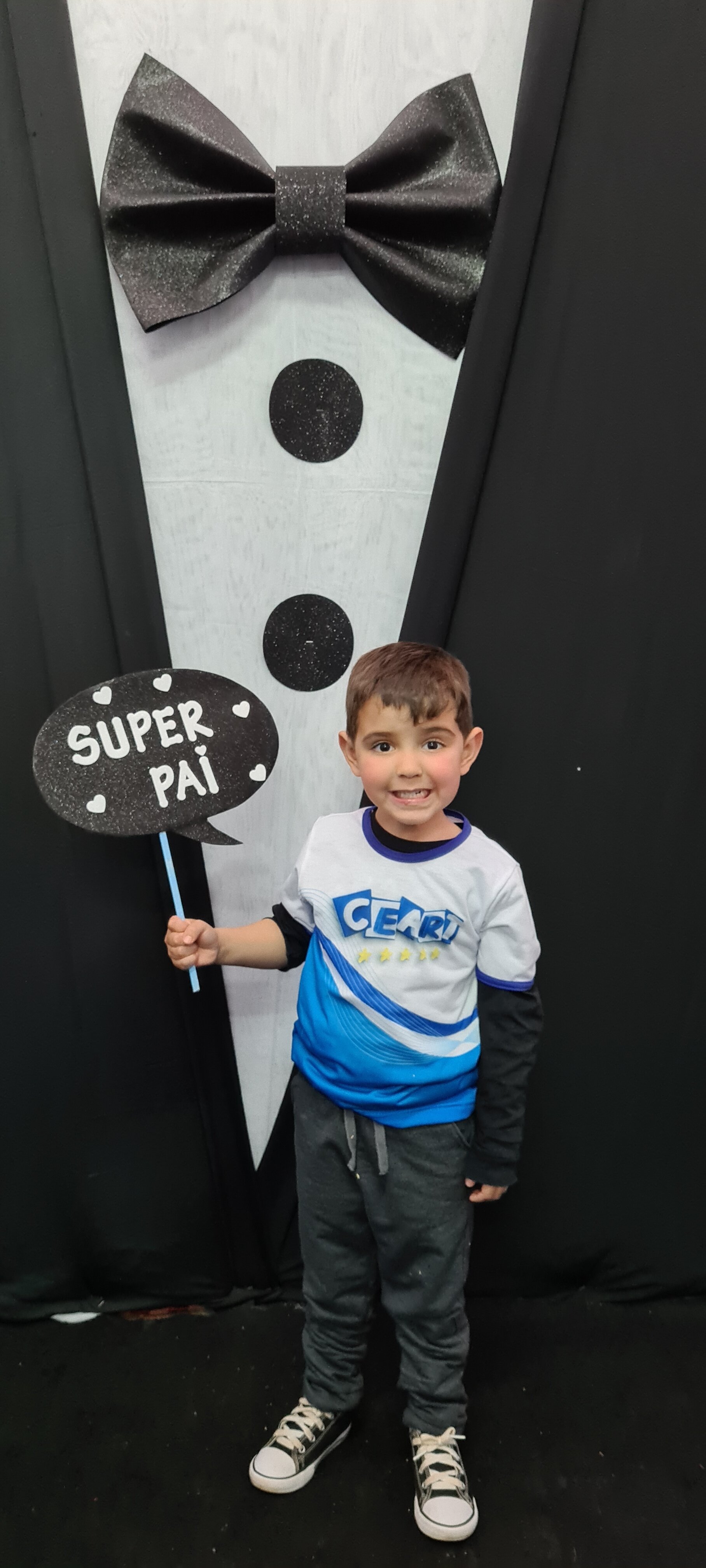 Dia dos Pais 2021- Fotos com nossos alunos da Educação Infantil Dia dos Pais 2021- Fotos com nossos alunos da Educação Infantil