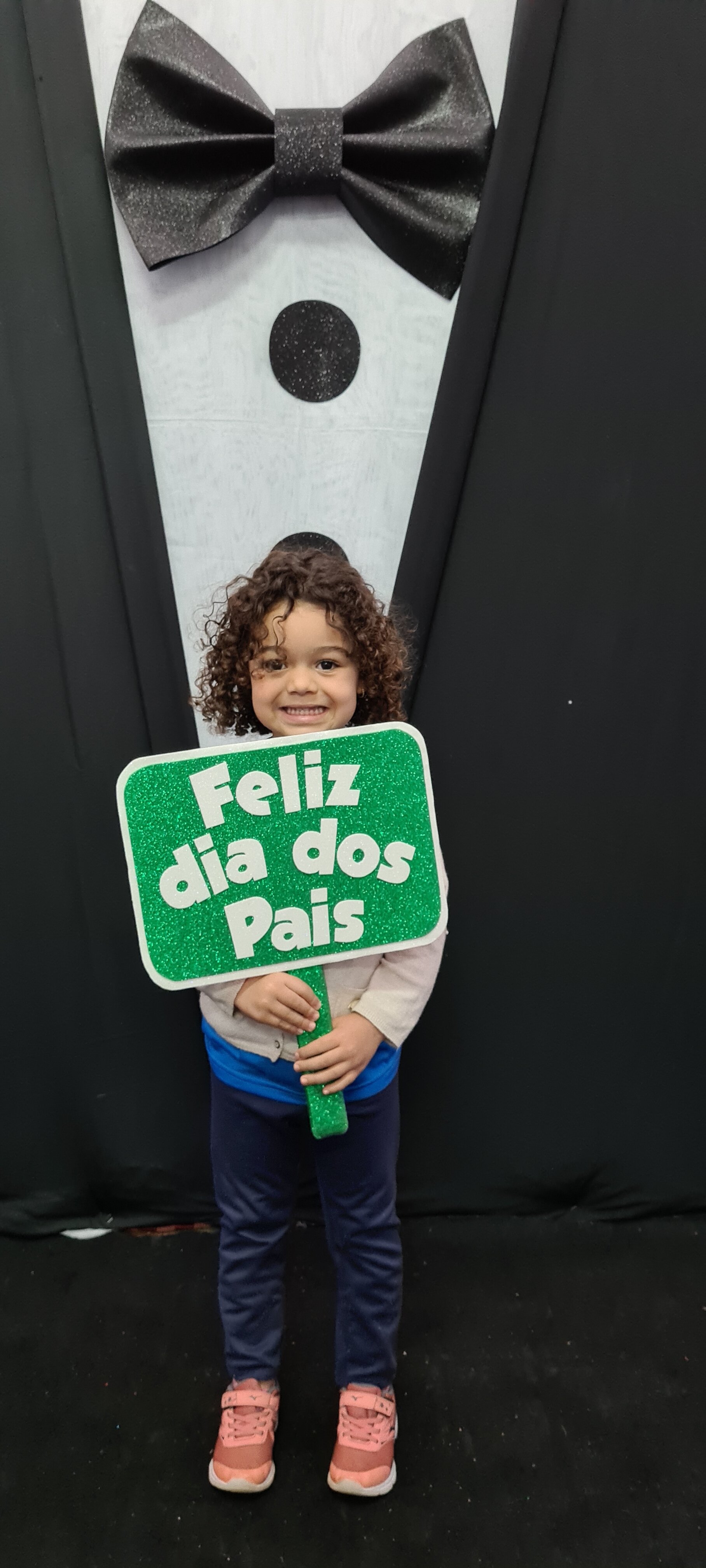 Dia dos Pais 2021- Fotos com nossos alunos da Educação Infantil Dia dos Pais 2021- Fotos com nossos alunos da Educação Infantil