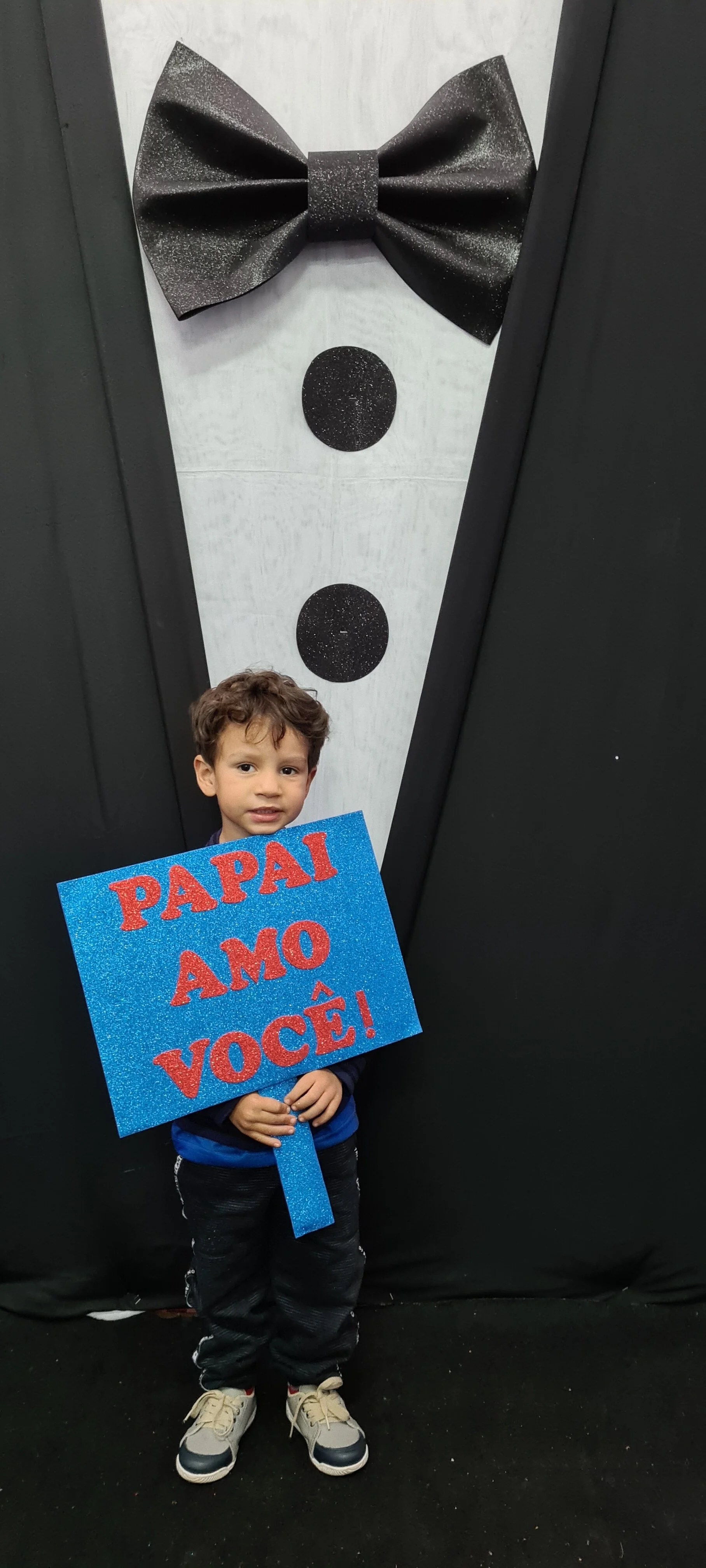 Dia dos Pais 2021- Fotos com nossos alunos da Educação Infantil Dia dos Pais 2021- Fotos com nossos alunos da Educação Infantil