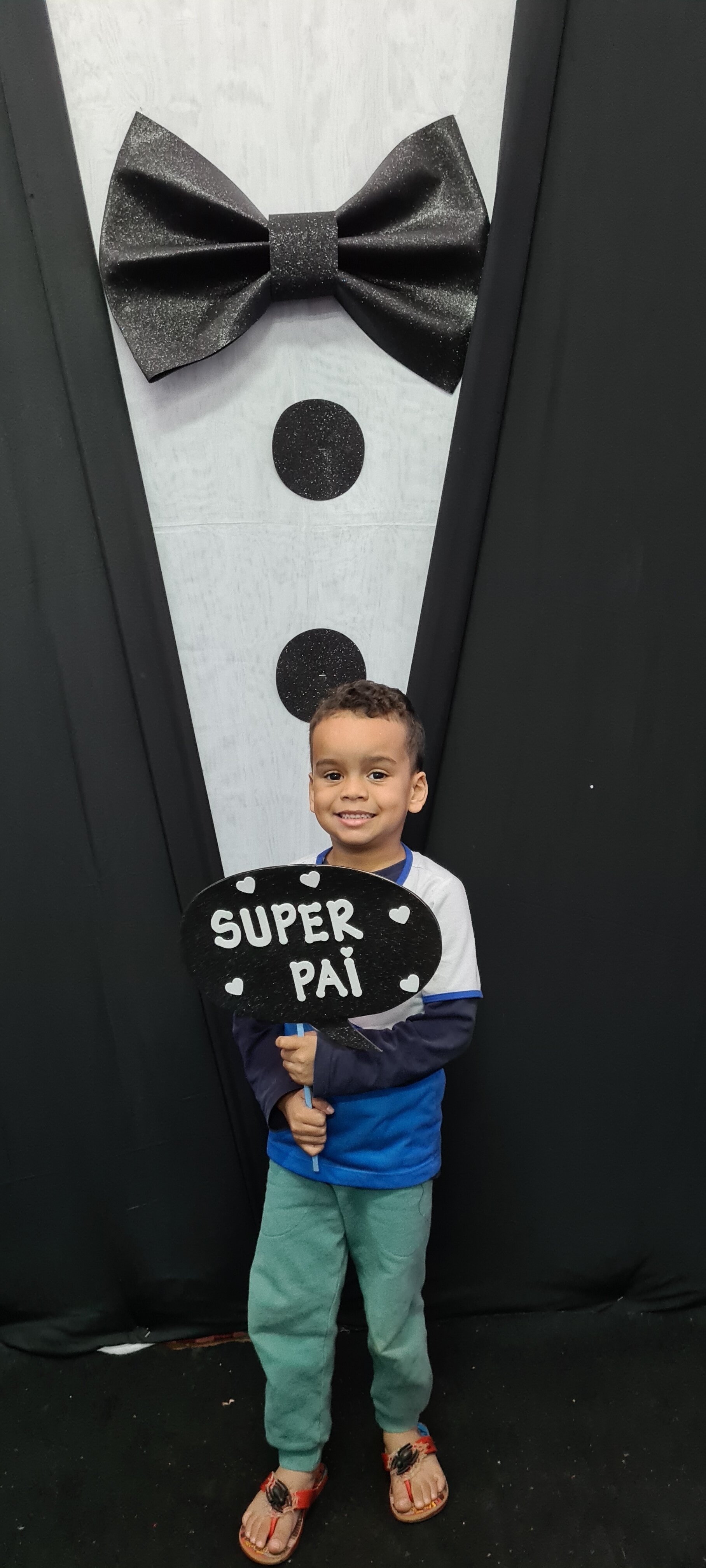 Dia dos Pais 2021- Fotos com nossos alunos da Educação Infantil Dia dos Pais 2021- Fotos com nossos alunos da Educação Infantil