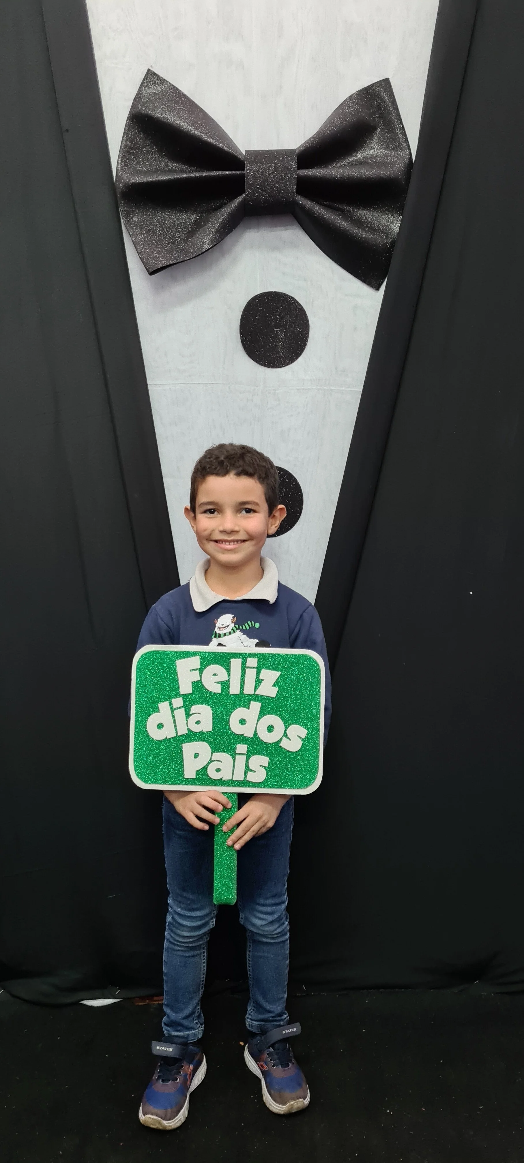 Dia dos Pais 2021- Fotos com nossos alunos da Educação Infantil Dia dos Pais 2021- Fotos com nossos alunos da Educação Infantil