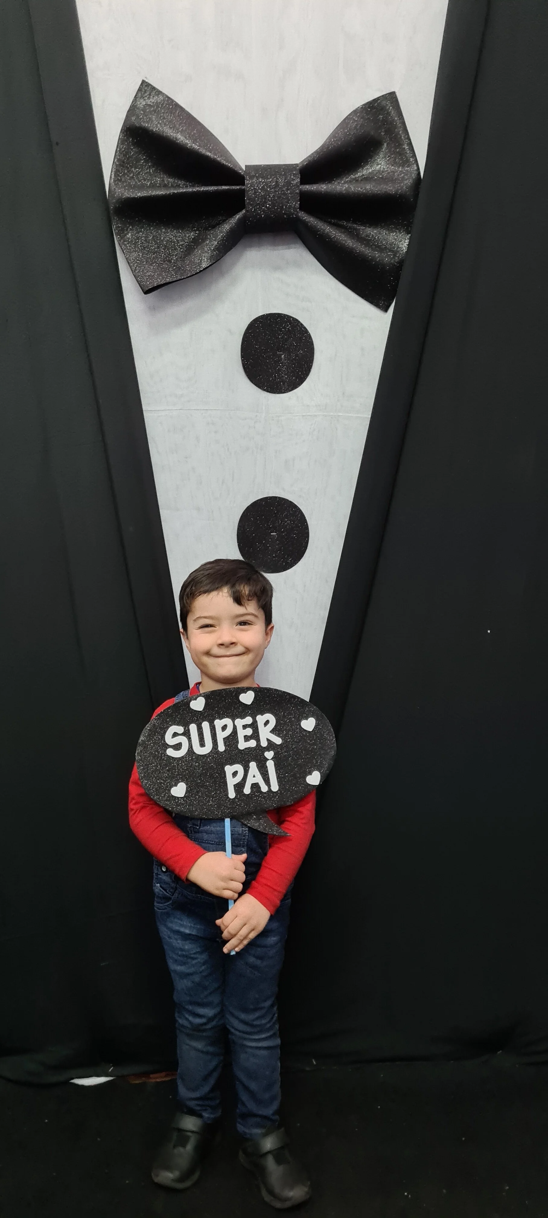 Dia dos Pais 2021- Fotos com nossos alunos da Educação Infantil Dia dos Pais 2021- Fotos com nossos alunos da Educação Infantil