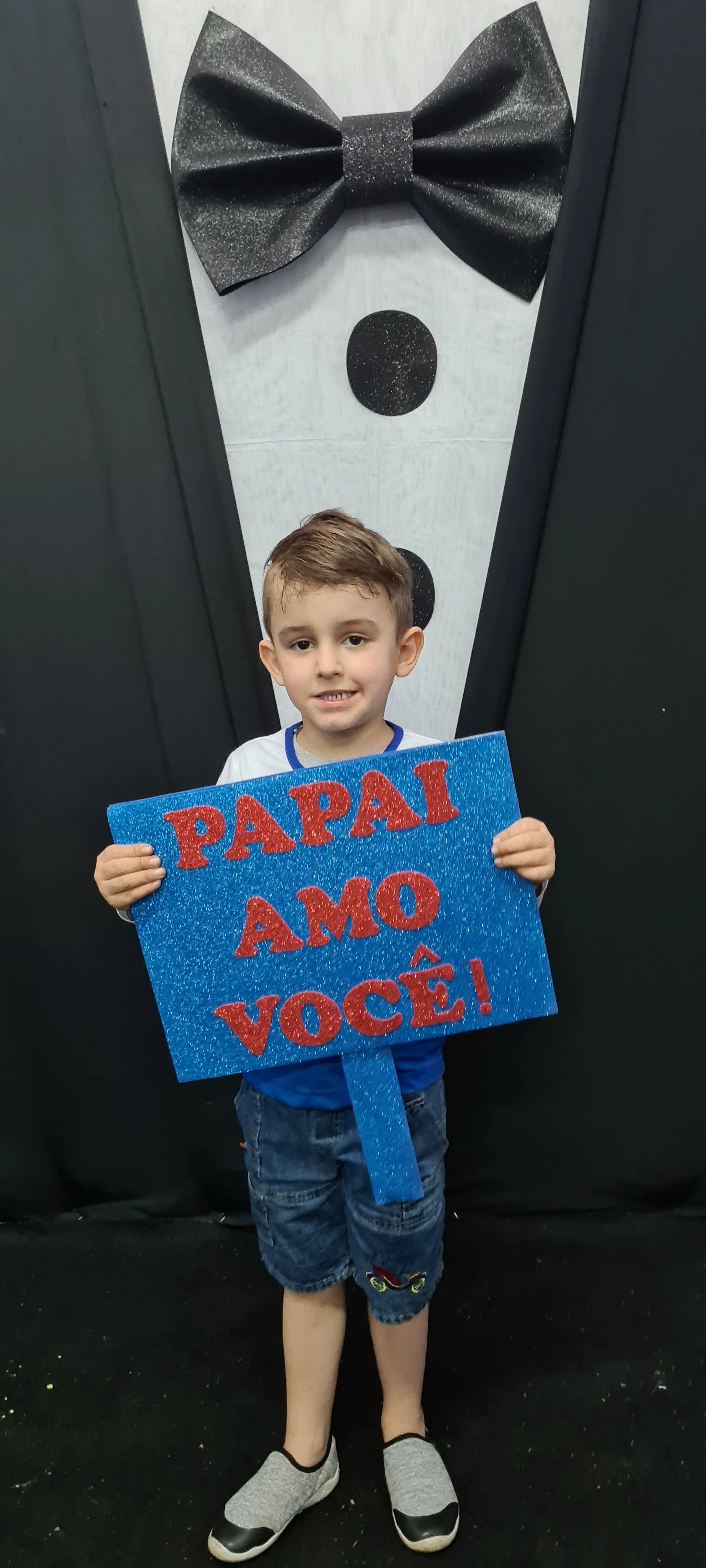 Dia dos Pais 2021- Fotos com nossos alunos da Educação Infantil Dia dos Pais 2021- Fotos com nossos alunos da Educação Infantil