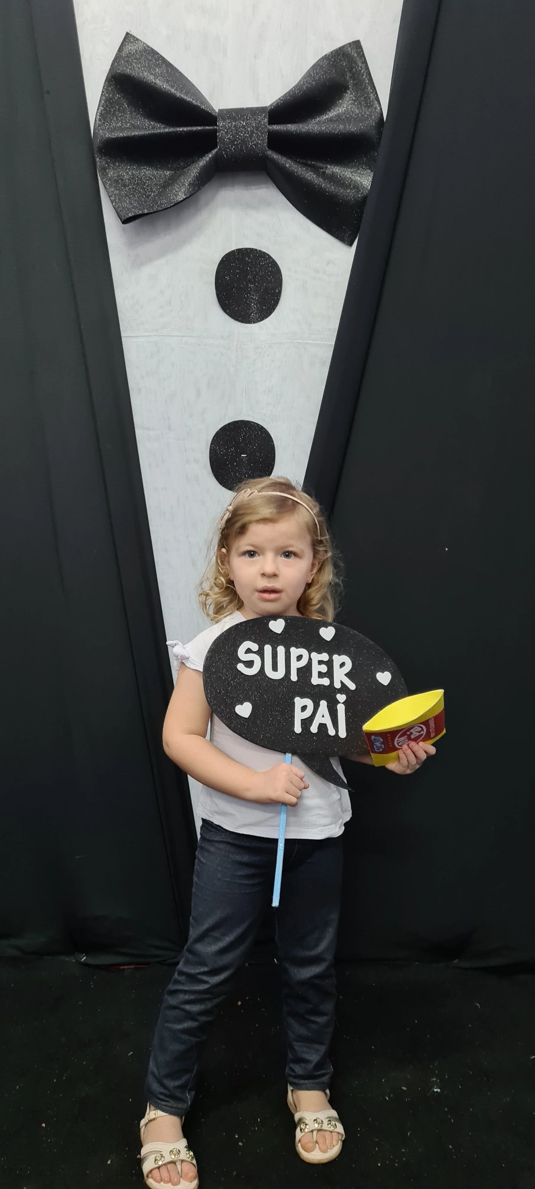 Dia dos Pais 2021- Fotos com nossos alunos da Educação Infantil Dia dos Pais 2021- Fotos com nossos alunos da Educação Infantil