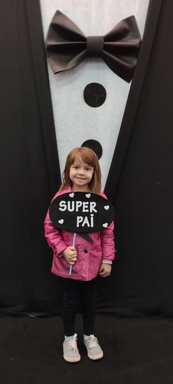 Dia dos Pais 2021- Fotos com nossos alunos da Educação Infantil Dia dos Pais 2021- Fotos com nossos alunos da Educação Infantil