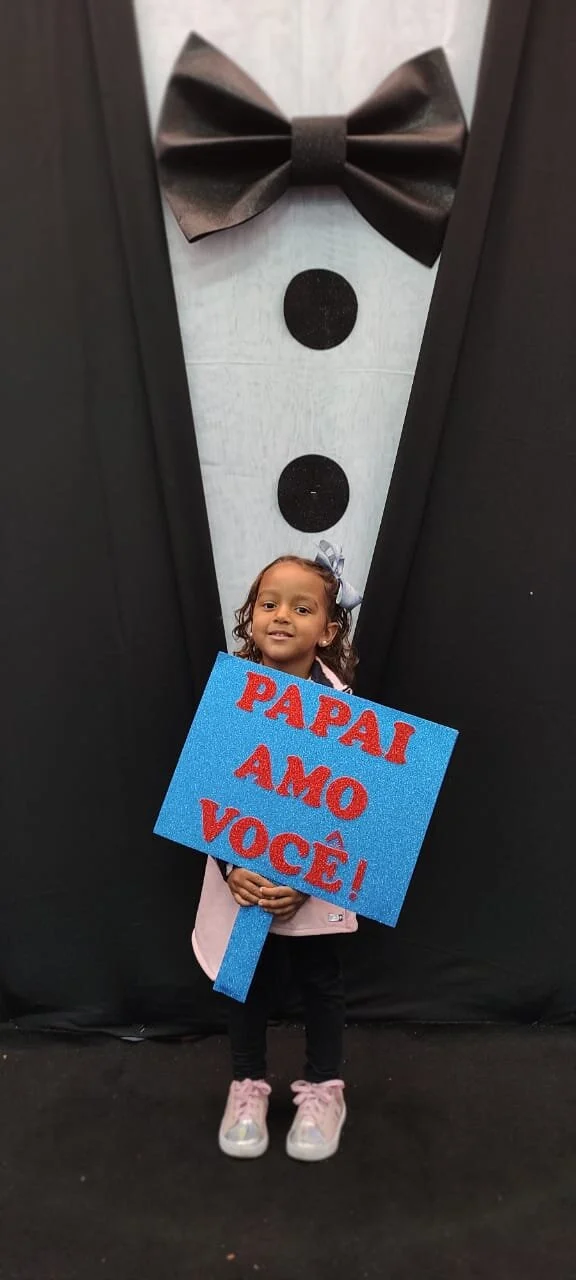 Dia dos Pais 2021- Fotos com nossos alunos da Educação Infantil Dia dos Pais 2021- Fotos com nossos alunos da Educação Infantil