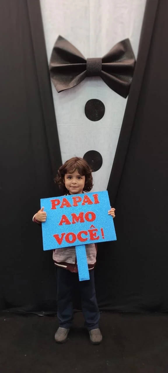 Dia dos Pais 2021- Fotos com nossos alunos da Educação Infantil Dia dos Pais 2021- Fotos com nossos alunos da Educação Infantil