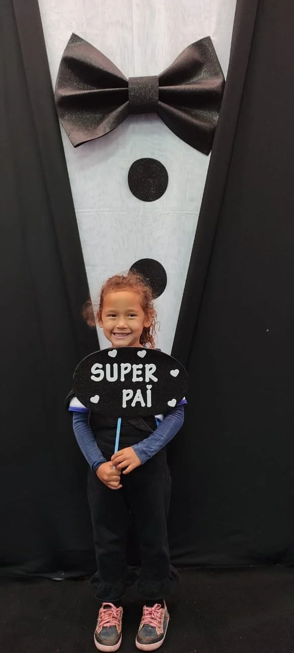 Dia dos Pais 2021- Fotos com nossos alunos da Educação Infantil Dia dos Pais 2021- Fotos com nossos alunos da Educação Infantil