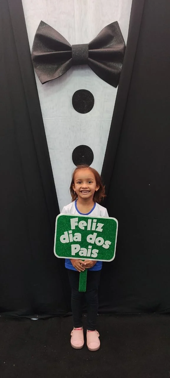 Dia dos Pais 2021- Fotos com nossos alunos da Educação Infantil Dia dos Pais 2021- Fotos com nossos alunos da Educação Infantil