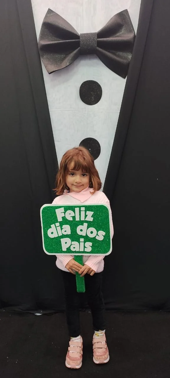 Dia dos Pais 2021- Fotos com nossos alunos da Educação Infantil Dia dos Pais 2021- Fotos com nossos alunos da Educação Infantil