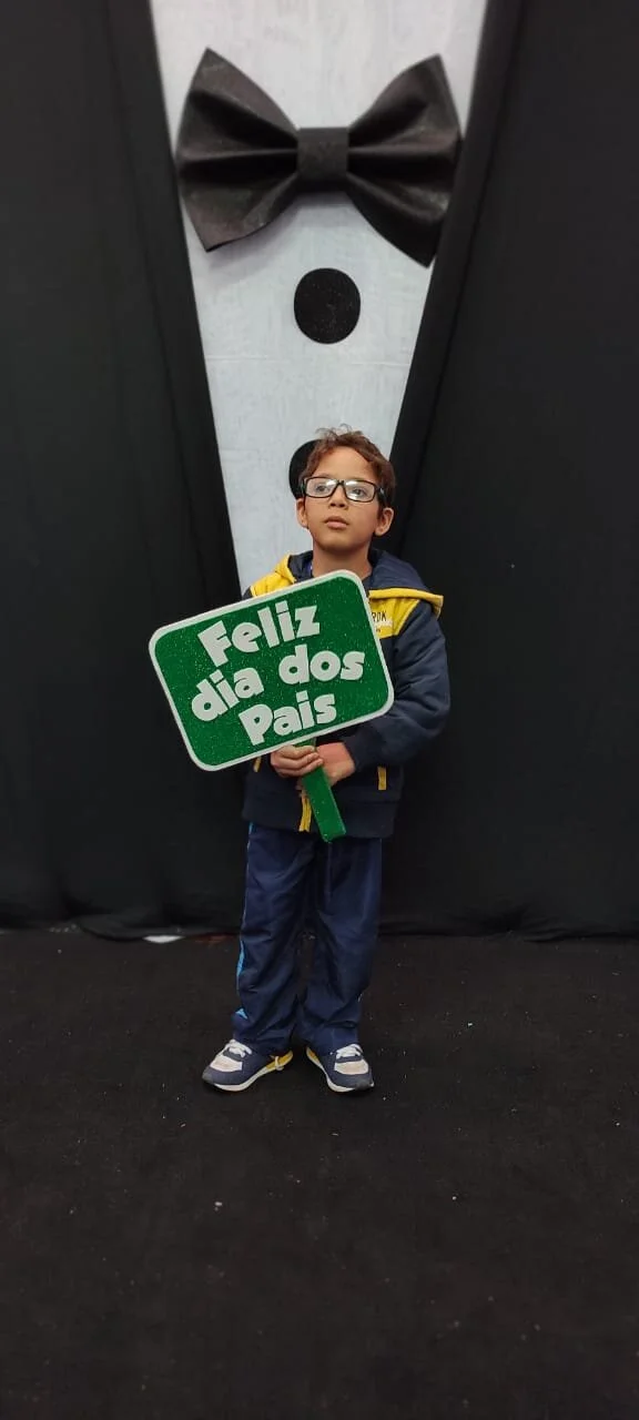 Dia dos Pais 2021- Fotos com nossos alunos da Educação Infantil Dia dos Pais 2021- Fotos com nossos alunos da Educação Infantil
