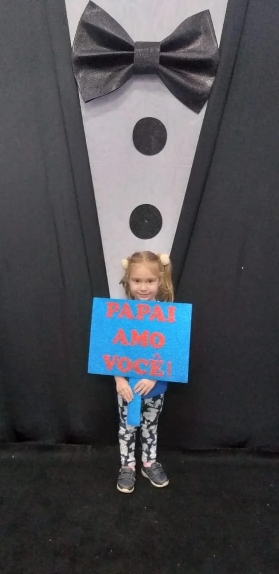 Dia dos Pais 2021- Fotos com nossos alunos da Educação Infantil Dia dos Pais 2021- Fotos com nossos alunos da Educação Infantil
