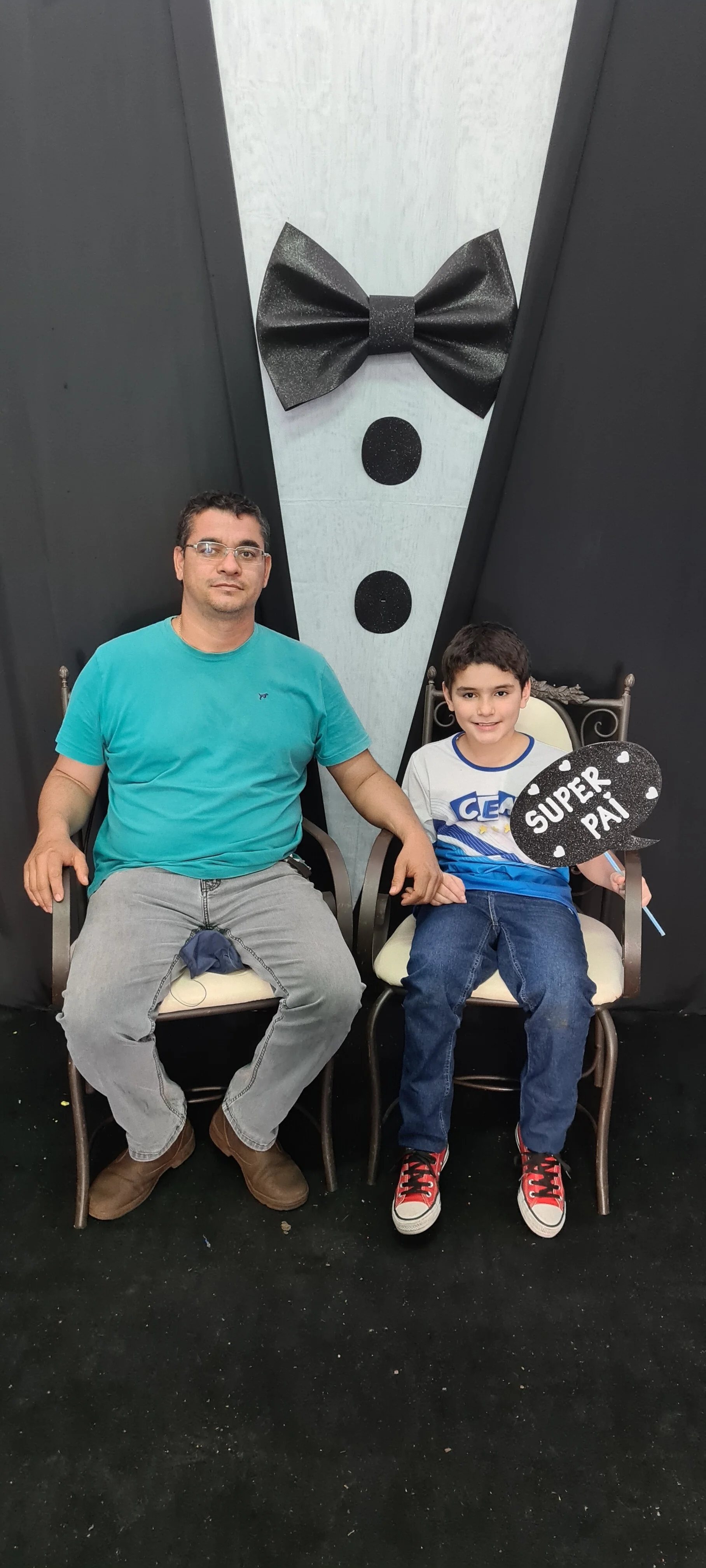 Dia dos Pais 2021- Fotos com os pais na escola.