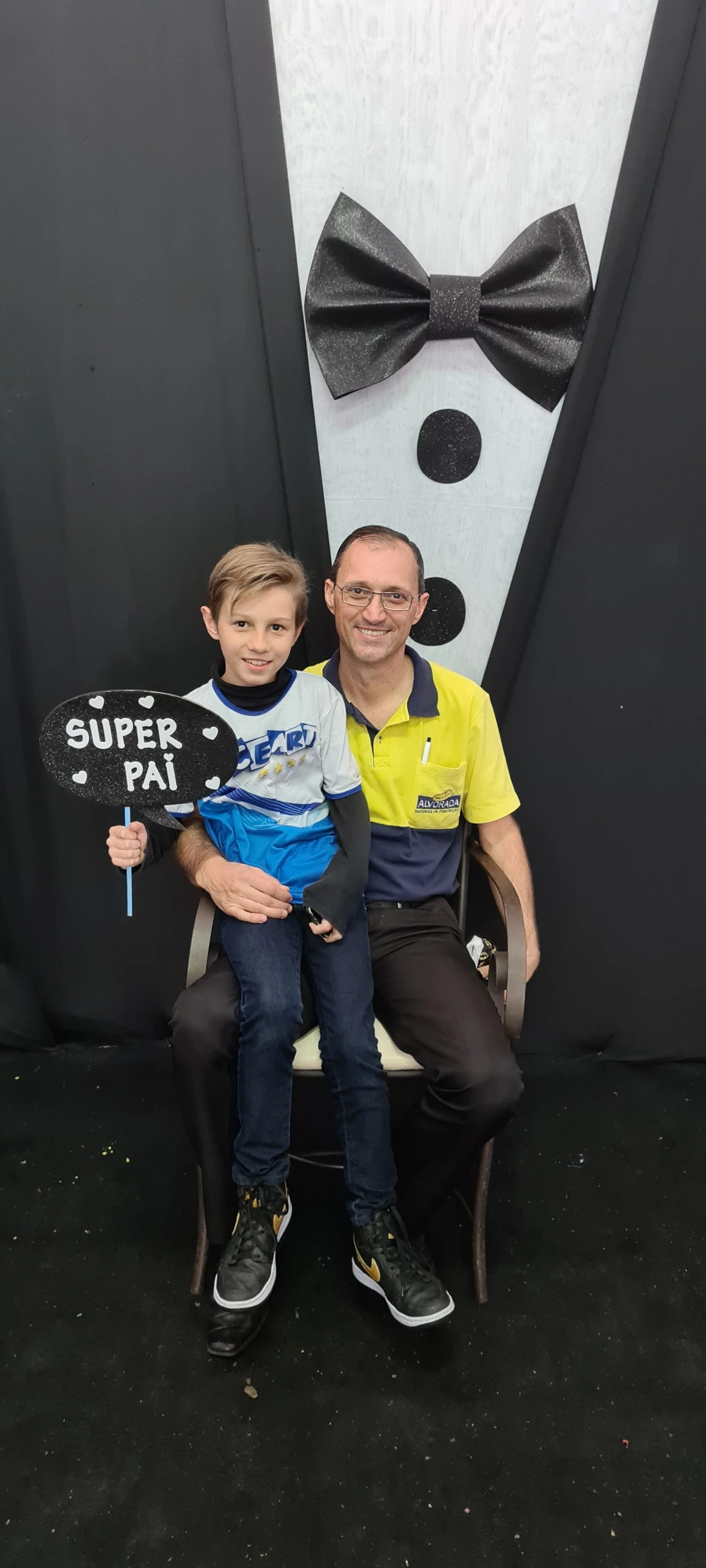 Dia dos Pais 2021- Fotos com os pais na escola.