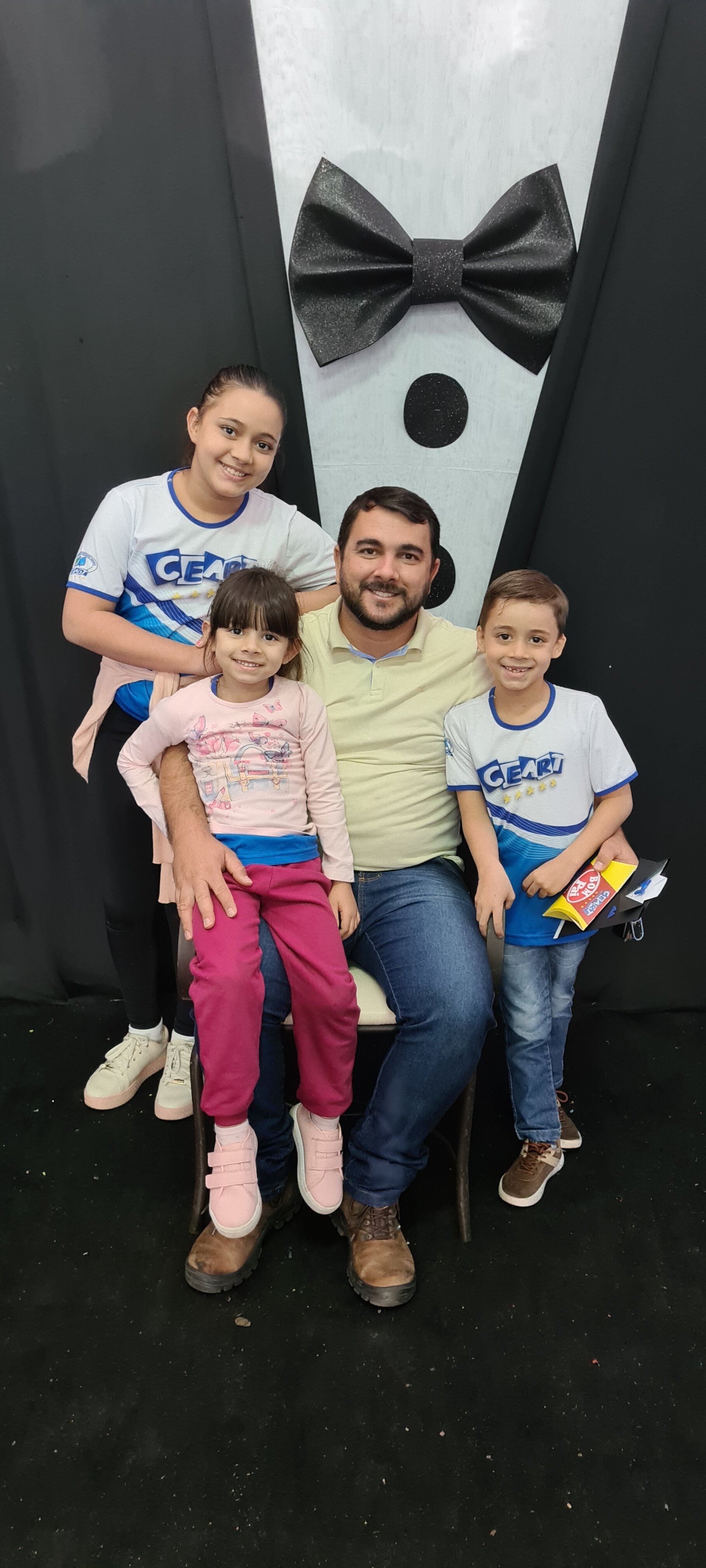 Dia dos Pais 2021- Fotos com os pais na escola.