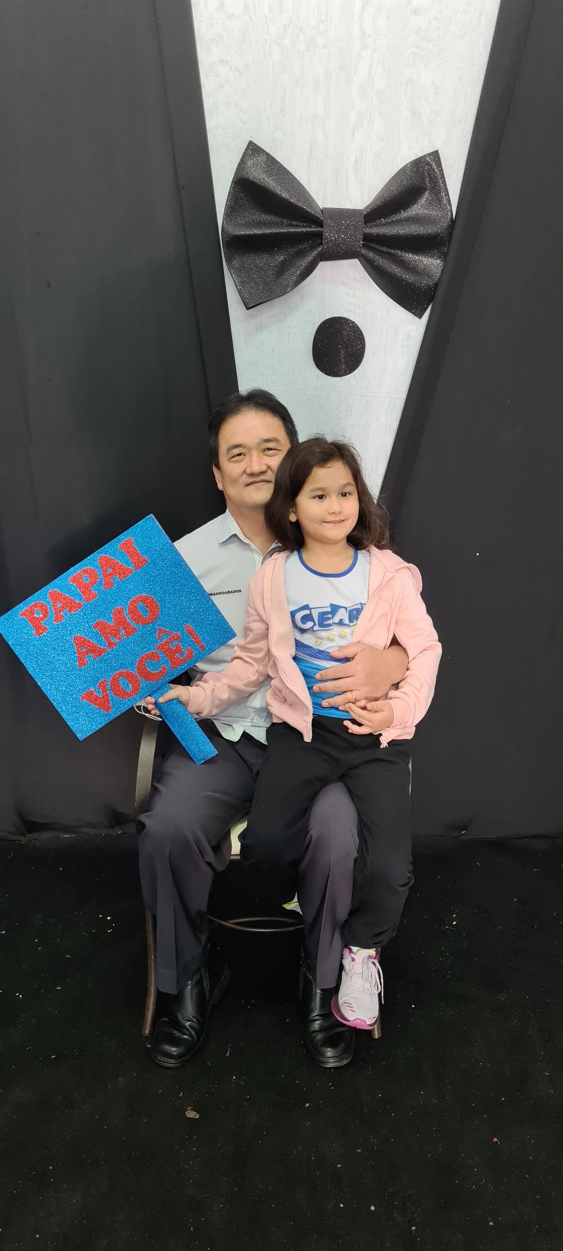 Dia dos Pais 2021- Fotos com os pais na escola.