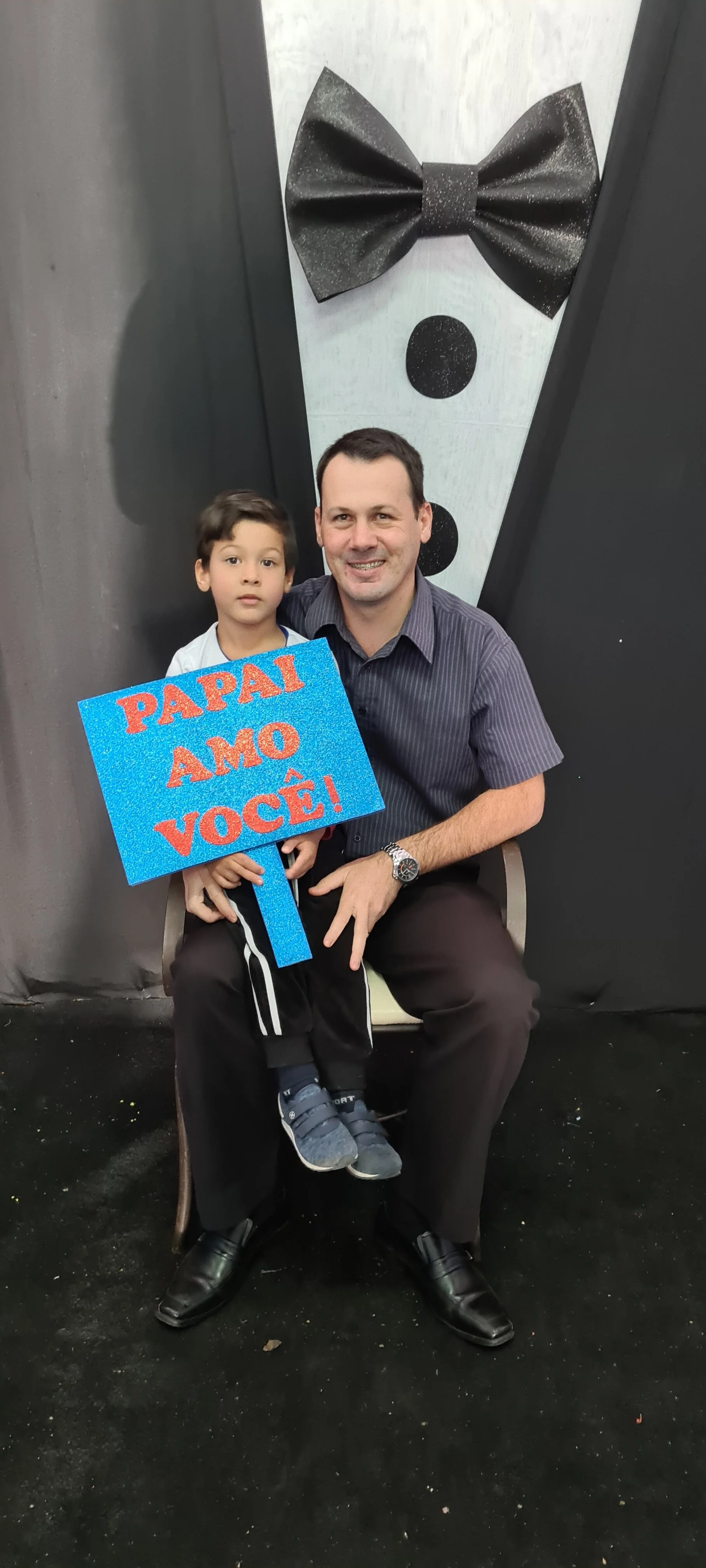 Dia dos Pais 2021- Fotos com os pais na escola.