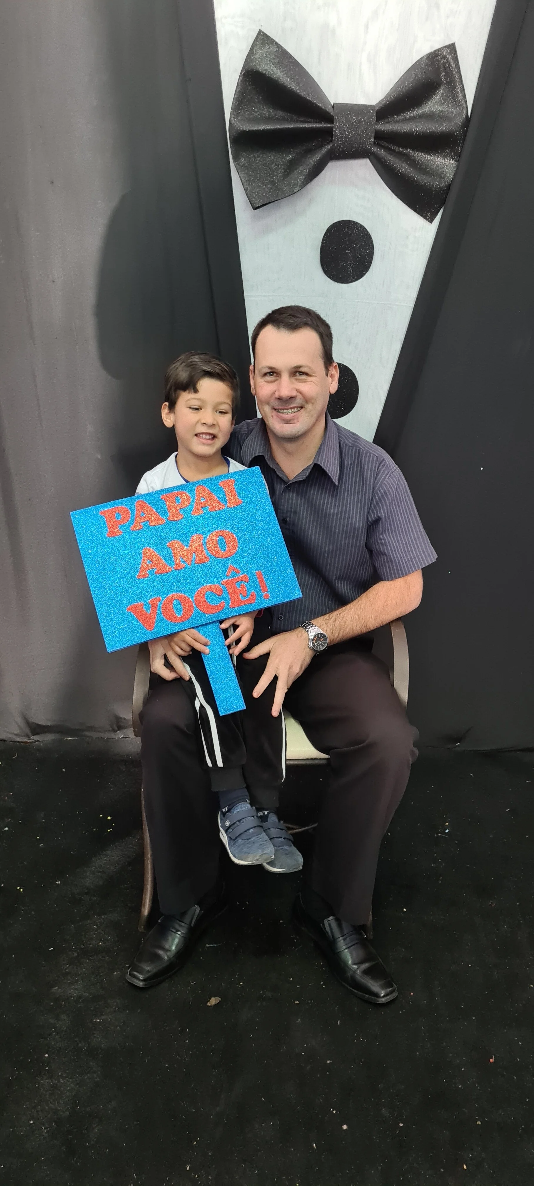 Dia dos Pais 2021- Fotos com os pais na escola.