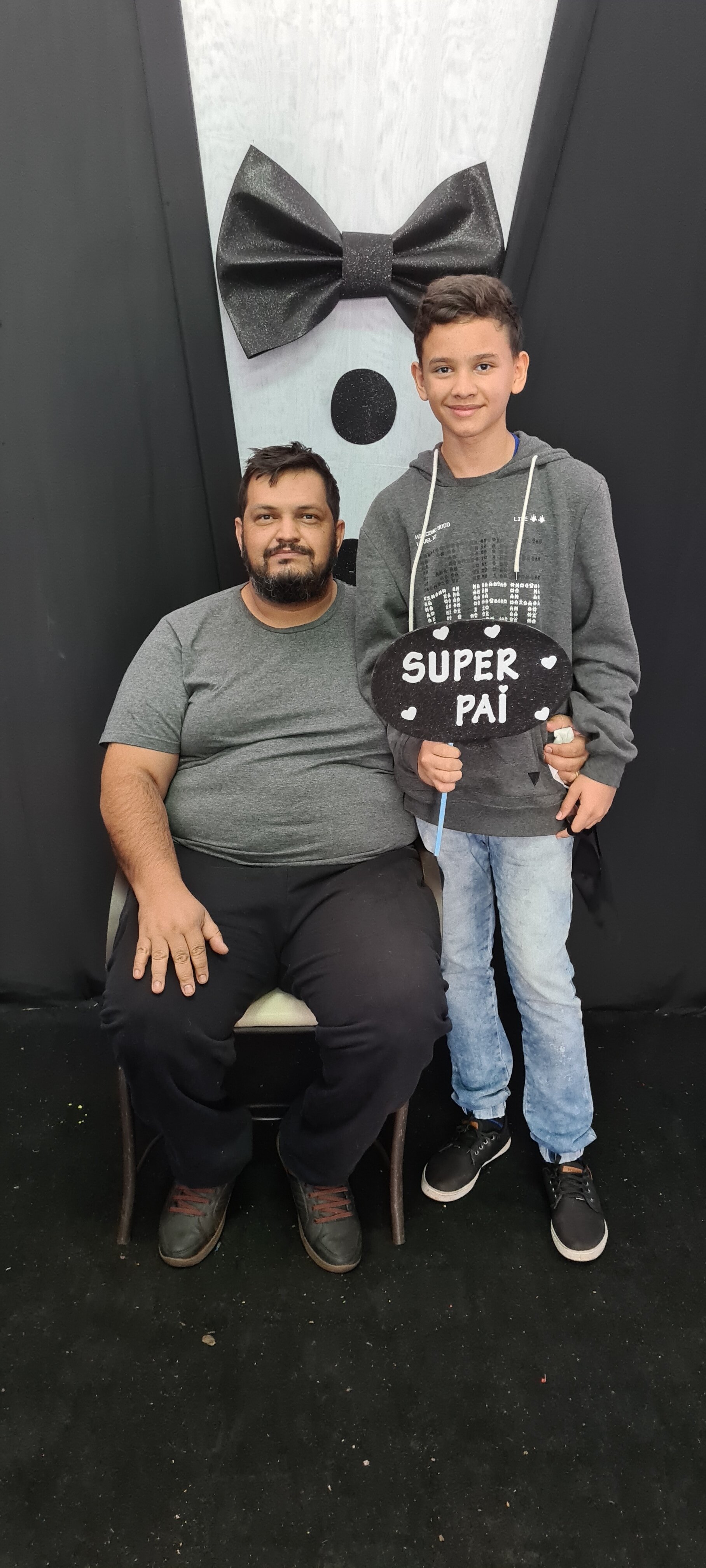Dia dos Pais 2021- Fotos com os pais na escola.