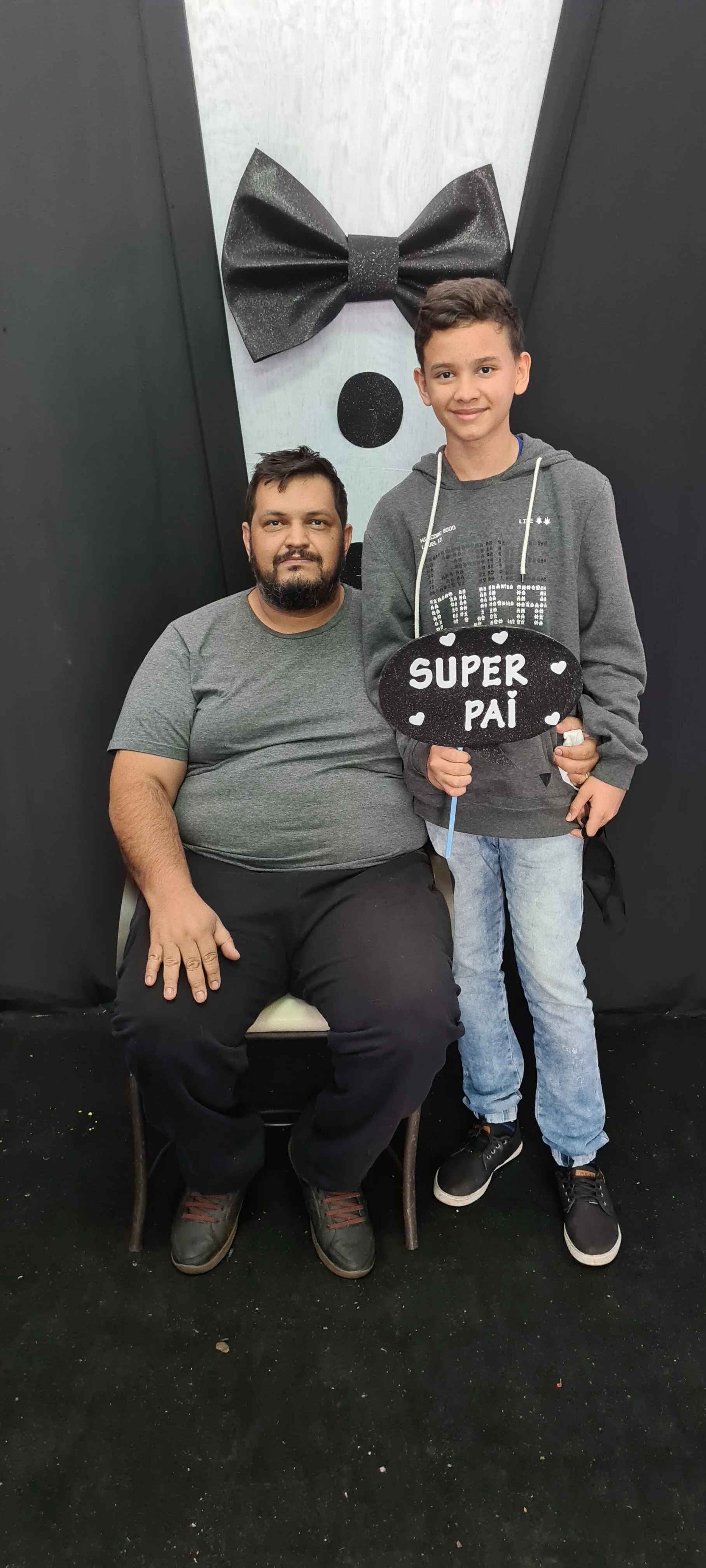 Dia dos Pais 2021- Fotos com os pais na escola.