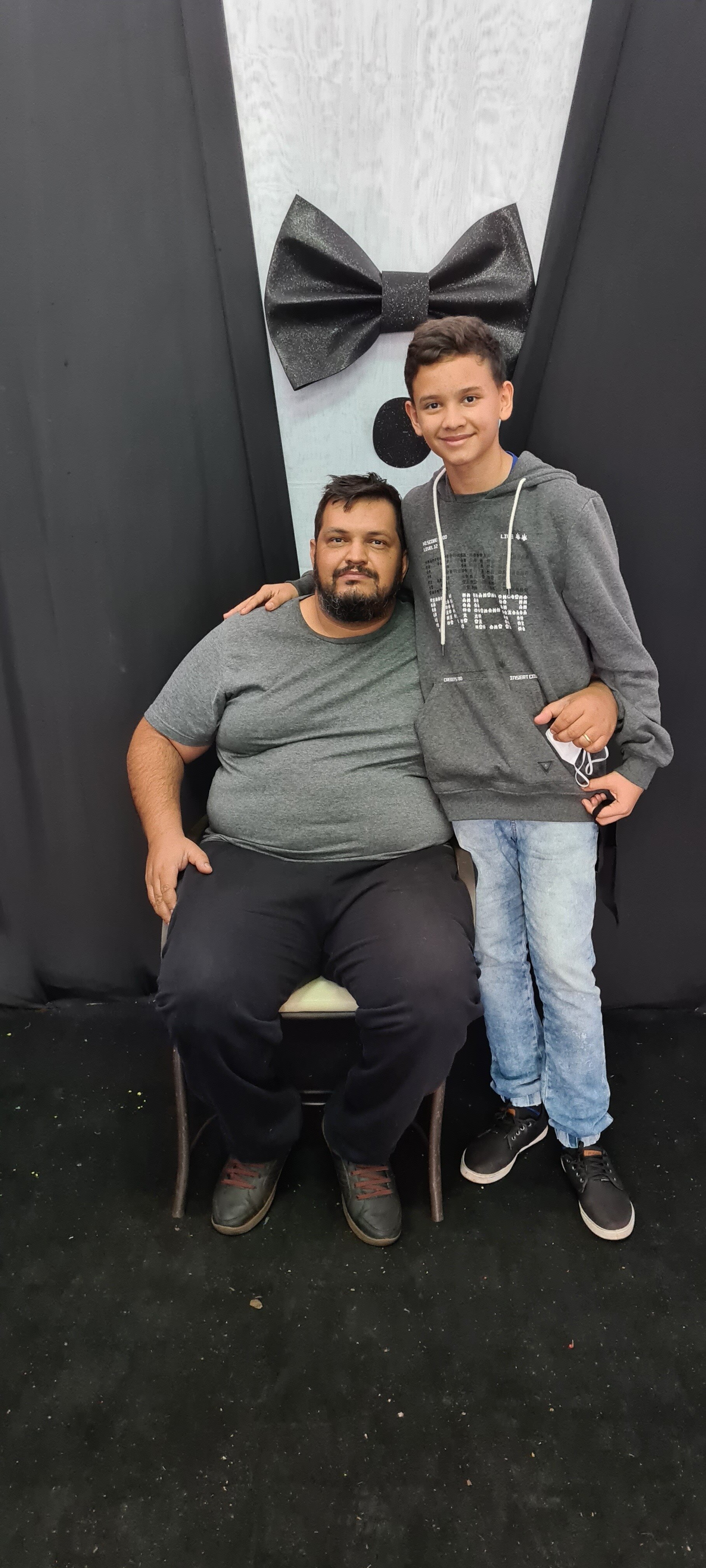 Dia dos Pais 2021- Fotos com os pais na escola.