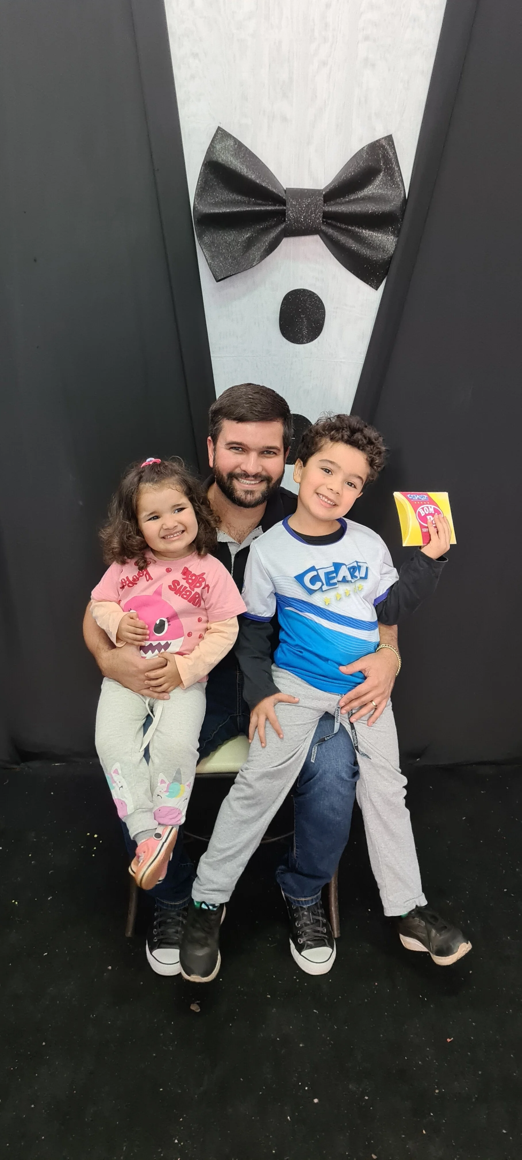 Dia dos Pais 2021- Fotos com os pais na escola.