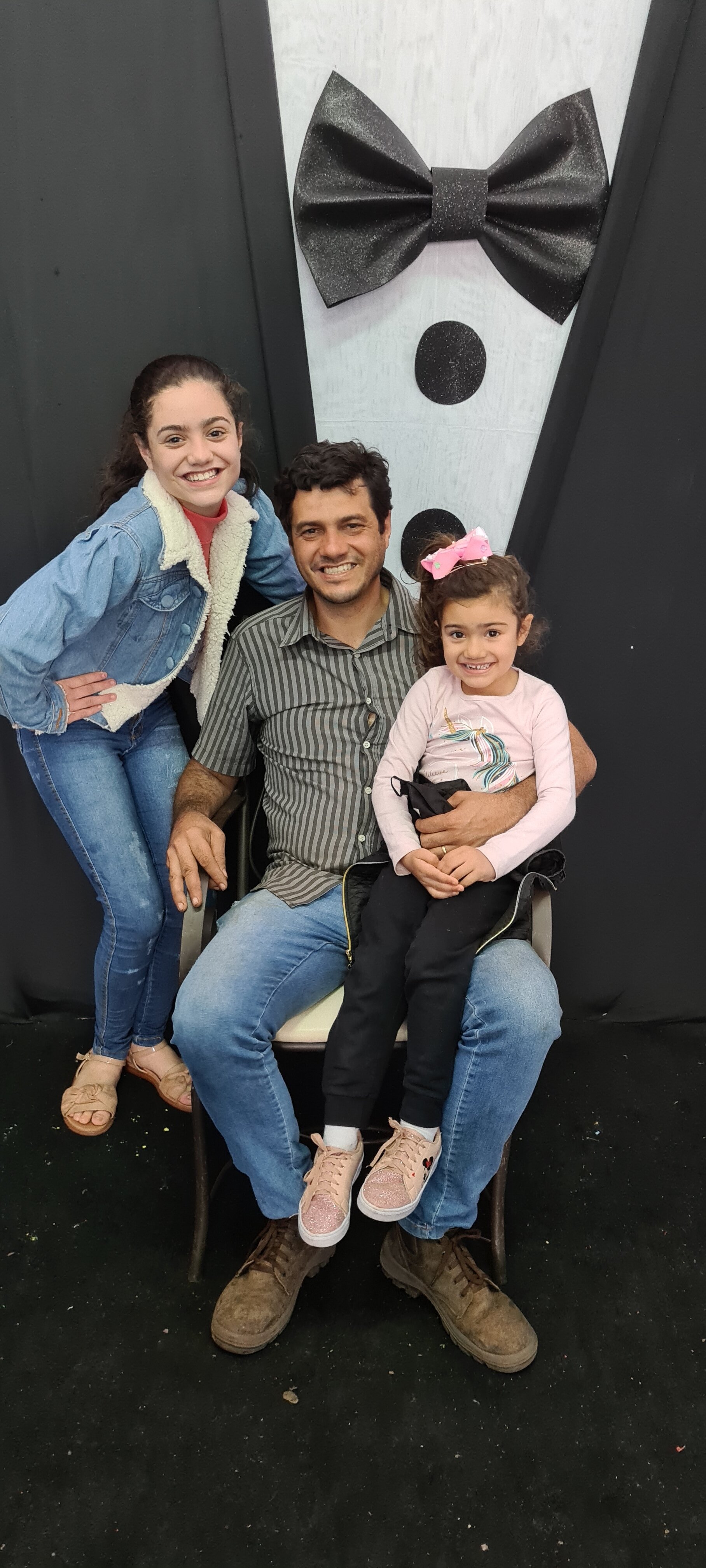 Dia dos Pais 2021- Fotos com os pais na escola.