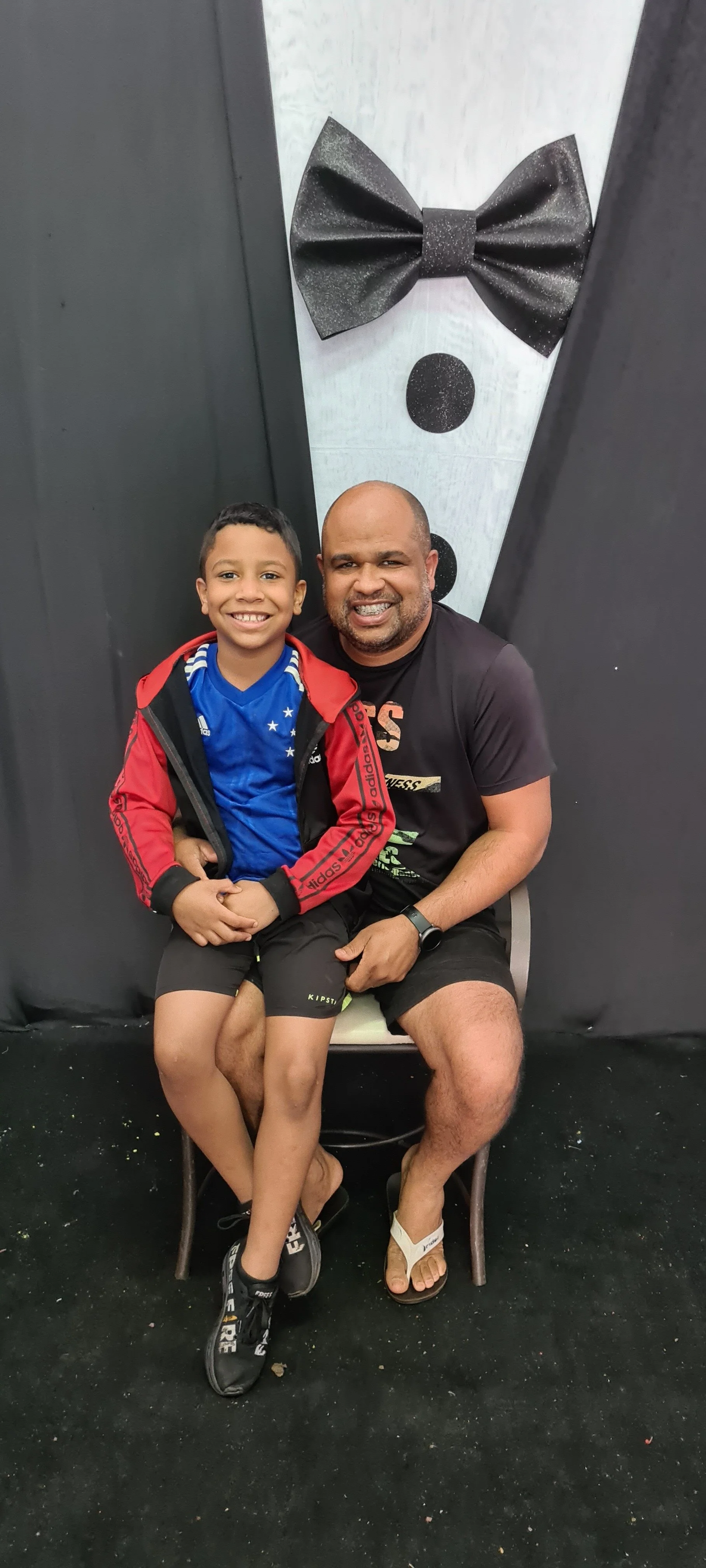 Dia dos Pais 2021- Fotos com os pais na escola.