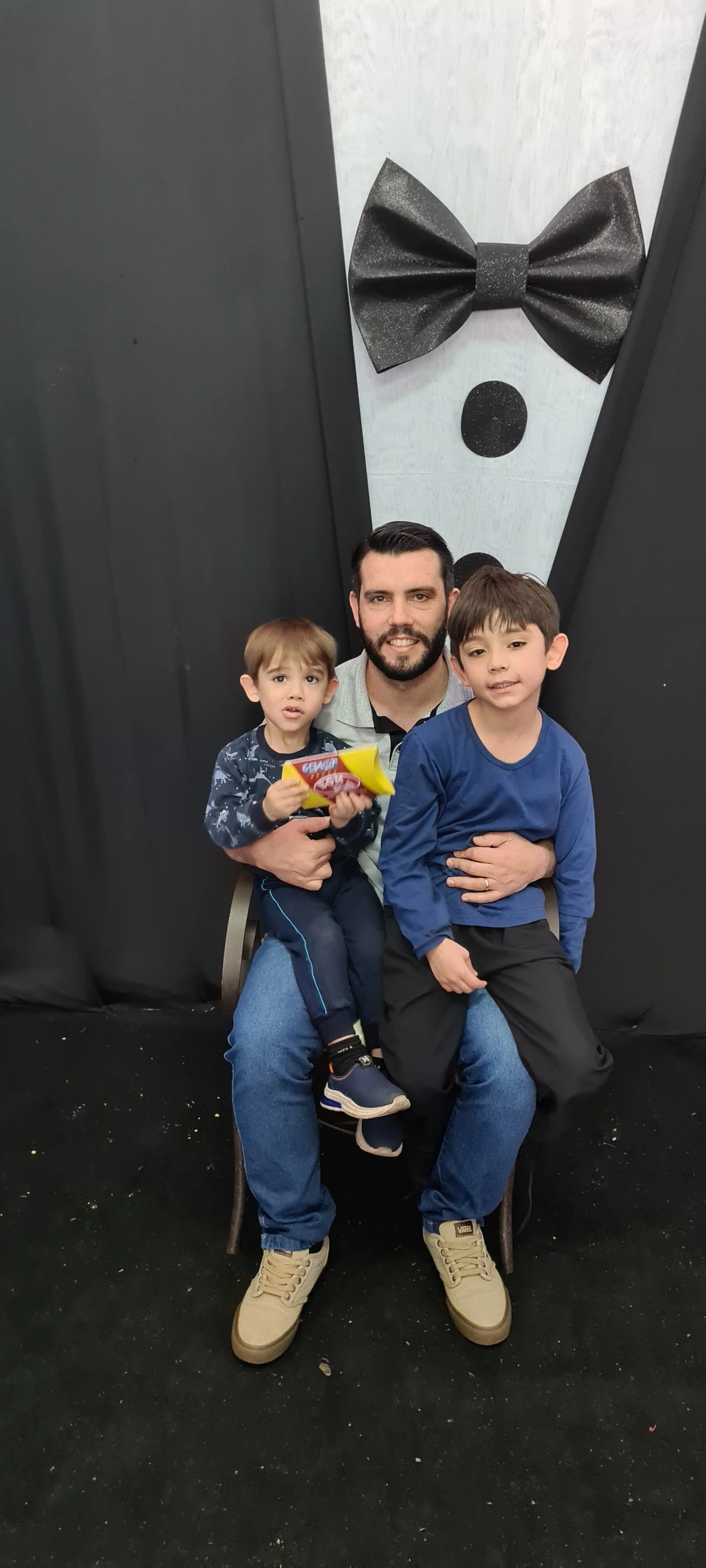 Dia dos Pais 2021- Fotos com os pais na escola.