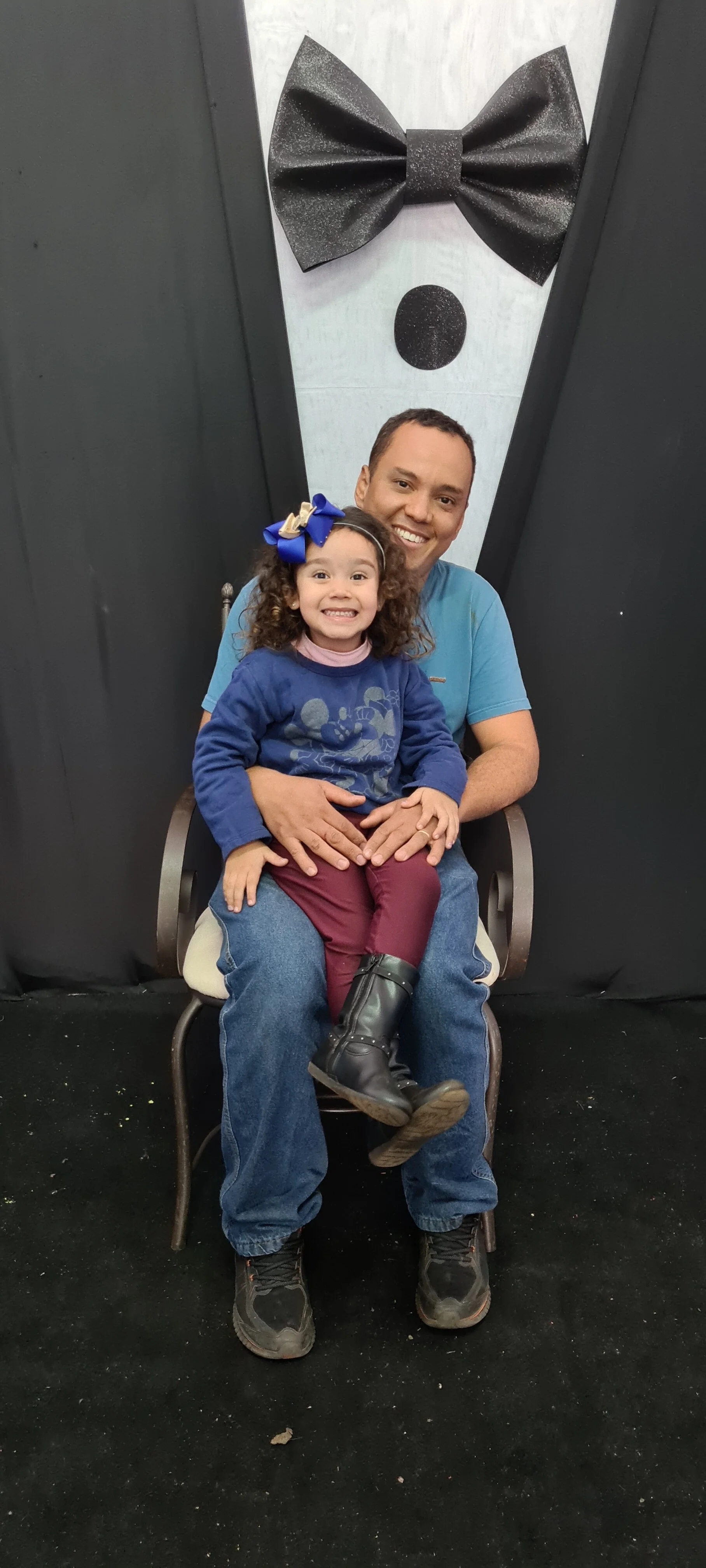 Dia dos Pais 2021- Fotos com os pais na escola.