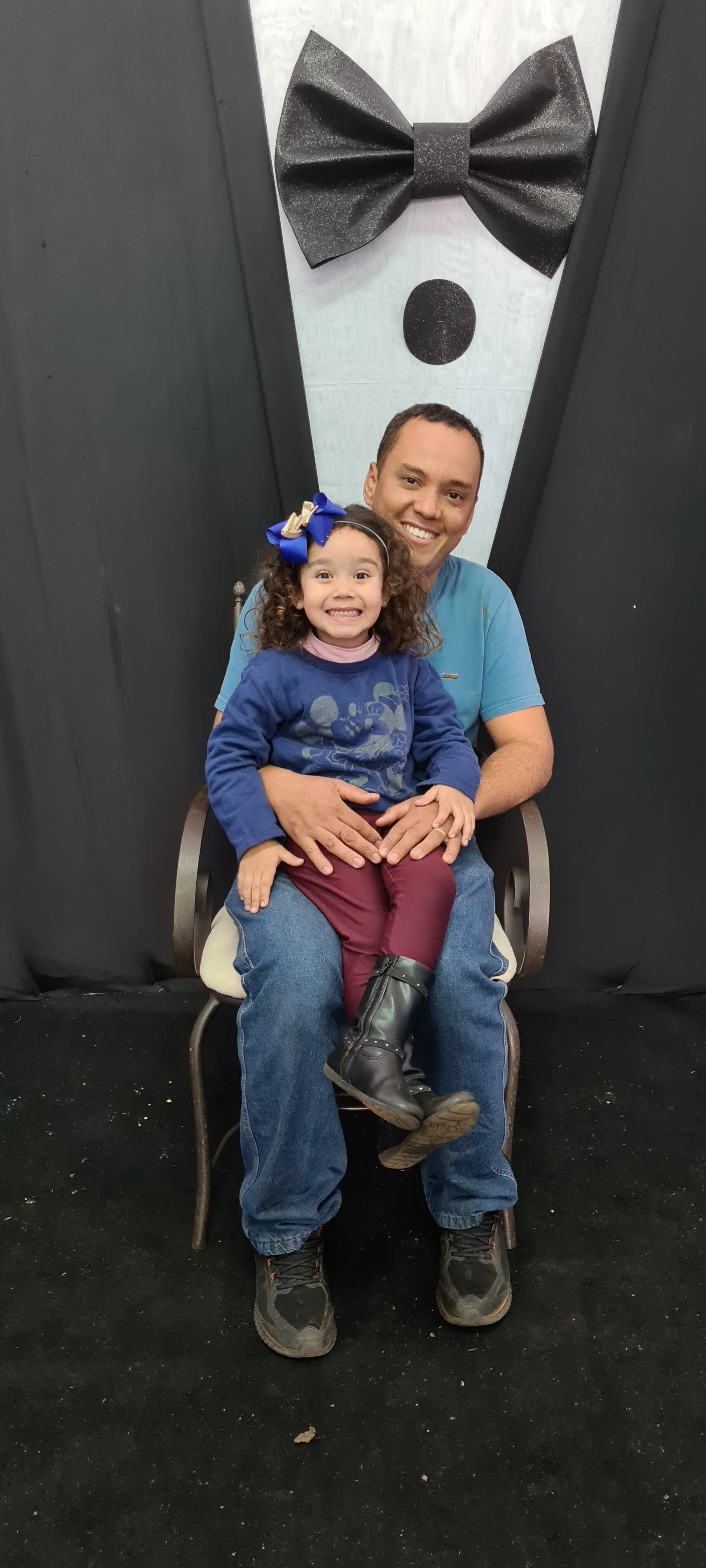 Dia dos Pais 2021- Fotos com os pais na escola.
