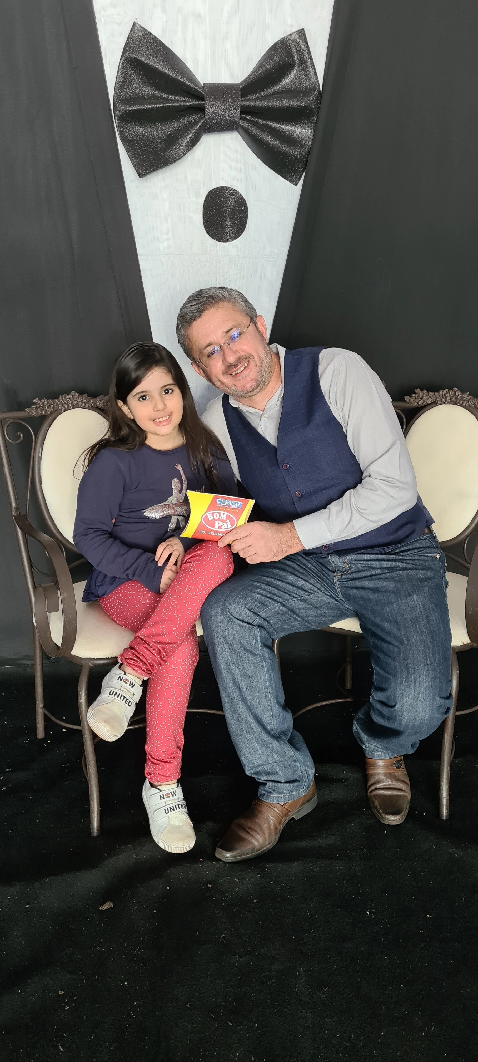Dia dos Pais 2021- Fotos com os pais na escola.