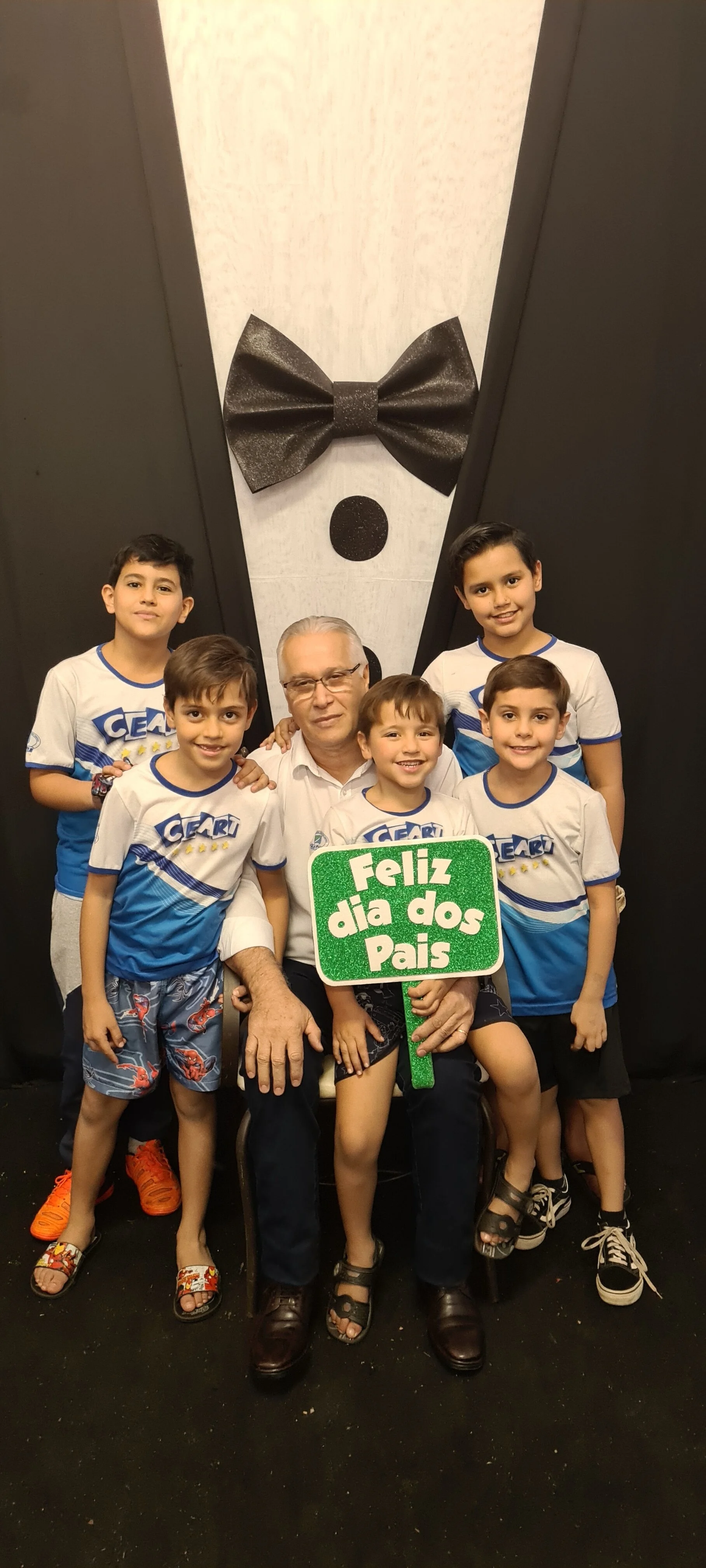 Dia dos Pais 2021- Fotos com os pais na escola.