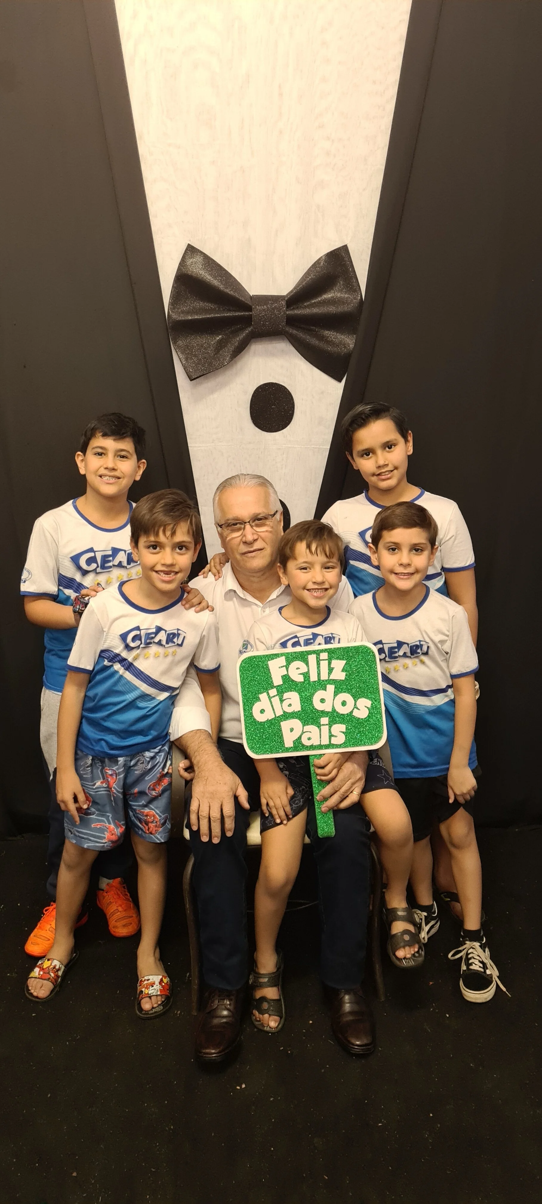Dia dos Pais 2021- Fotos com os pais na escola.