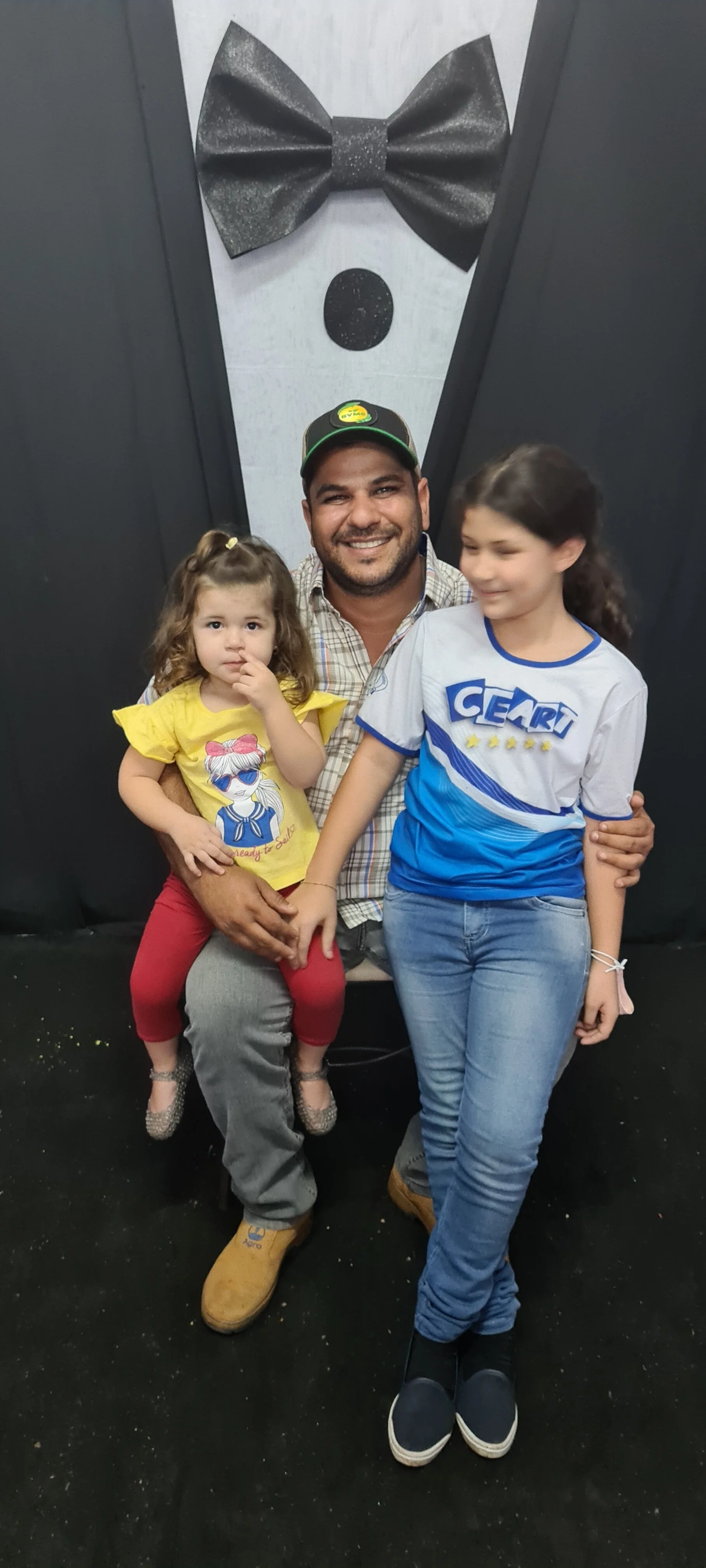 Dia dos Pais 2021- Fotos com os pais na escola.