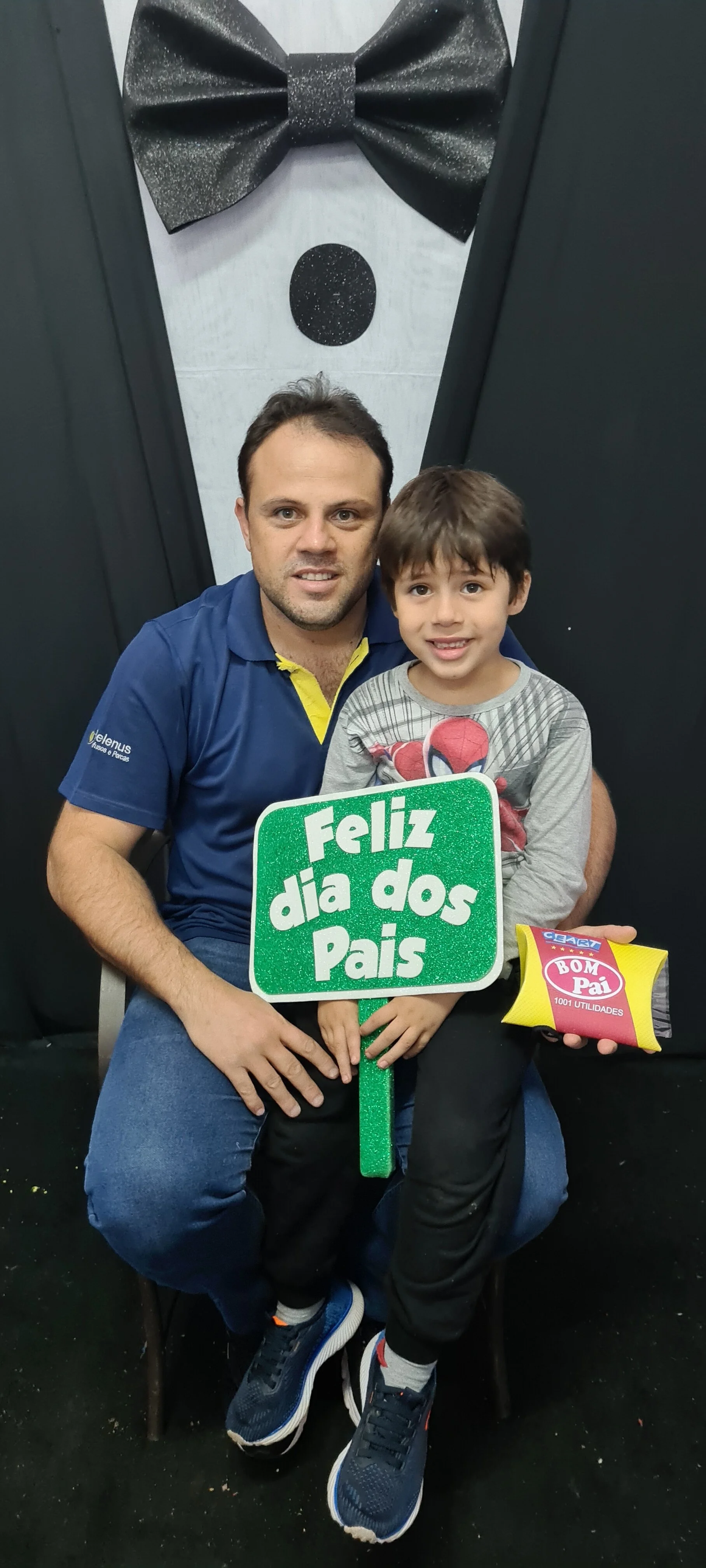 Dia dos Pais 2021- Fotos com os pais na escola.