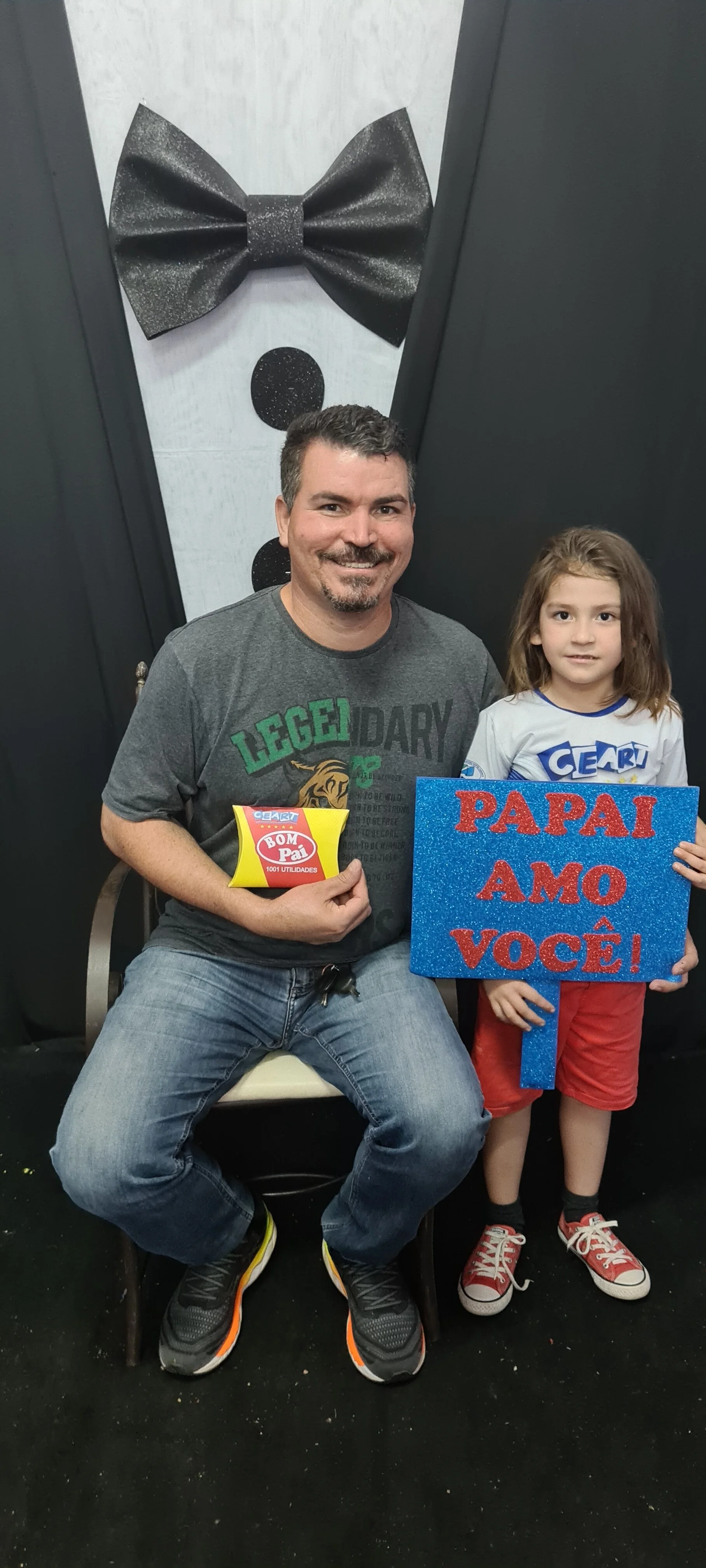 Dia dos Pais 2021- Fotos com os pais na escola.
