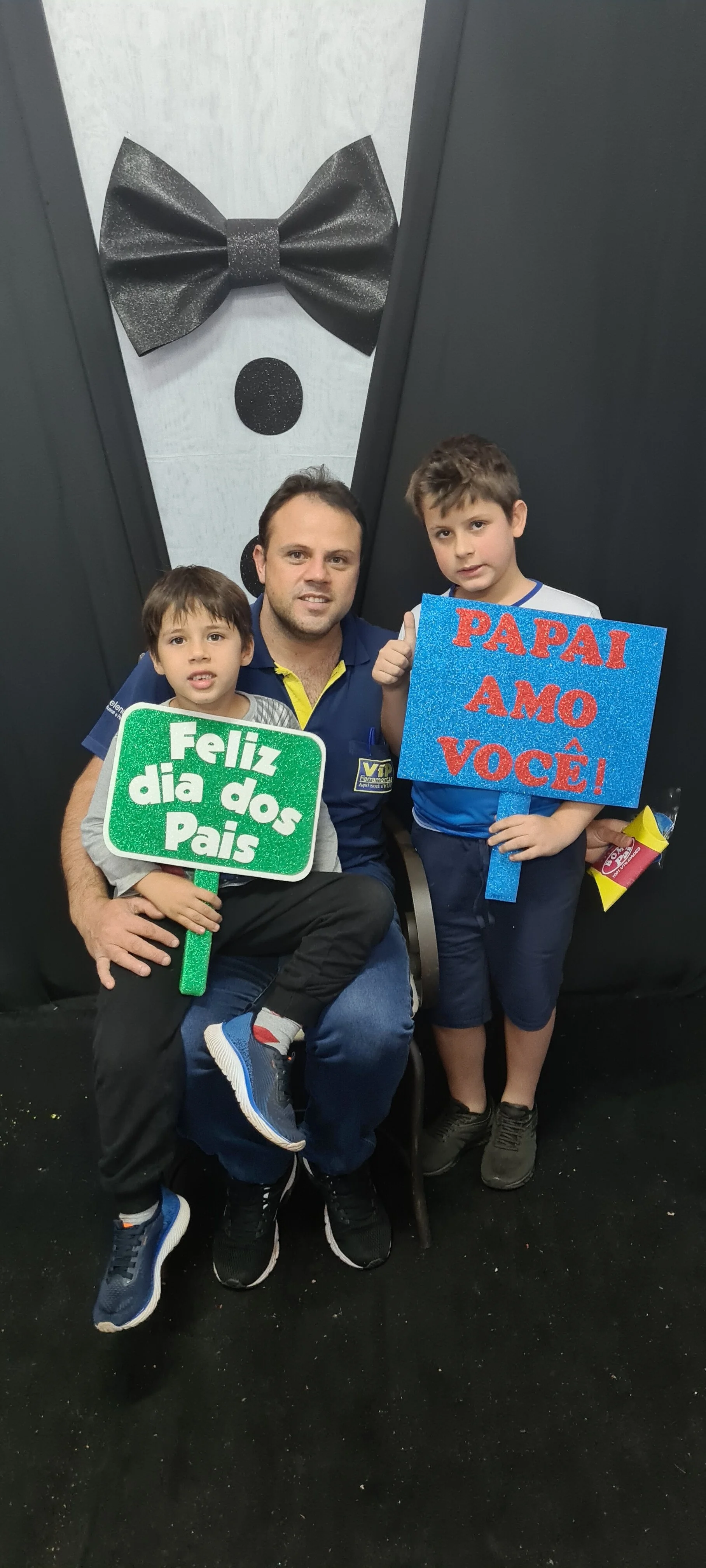 Dia dos Pais 2021- Fotos com os pais na escola.