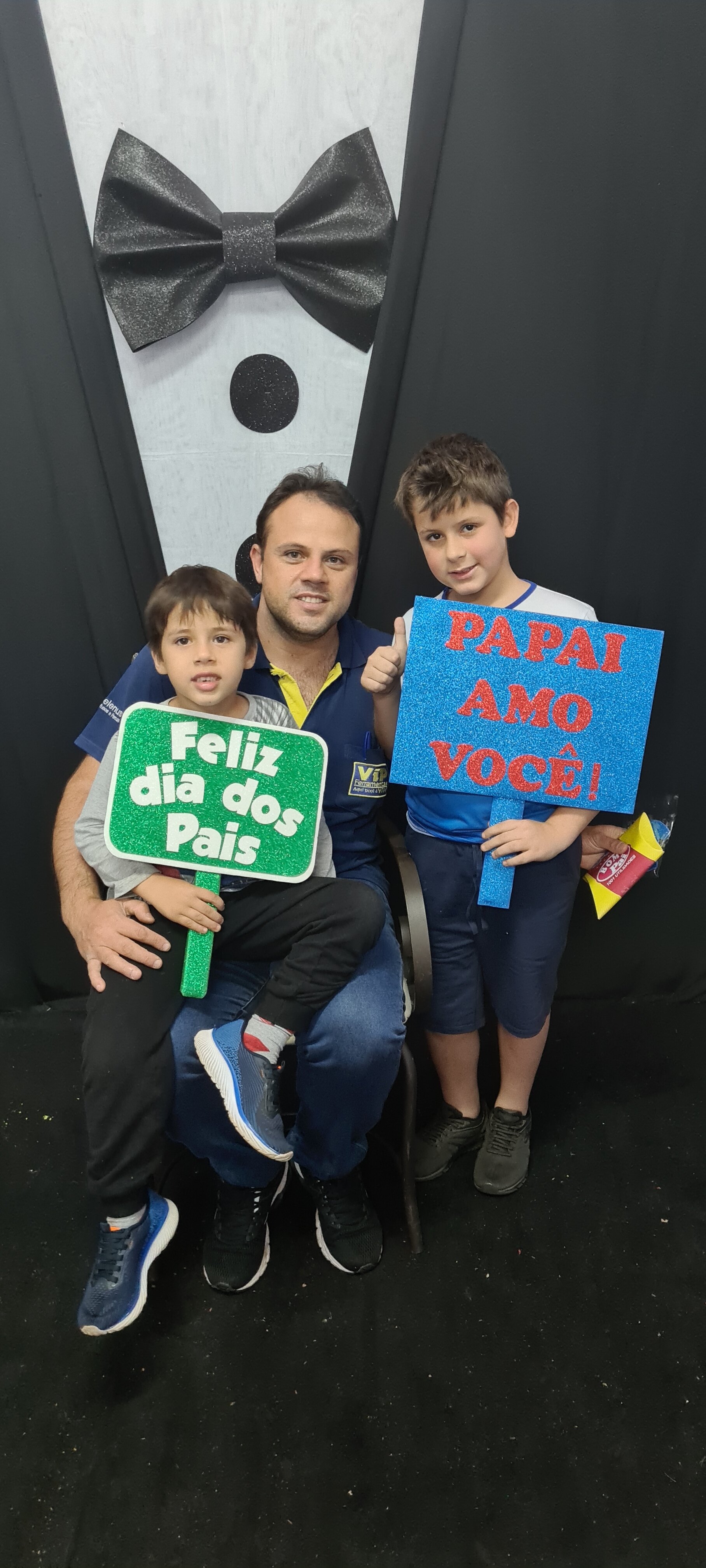 Dia dos Pais 2021- Fotos com os pais na escola.