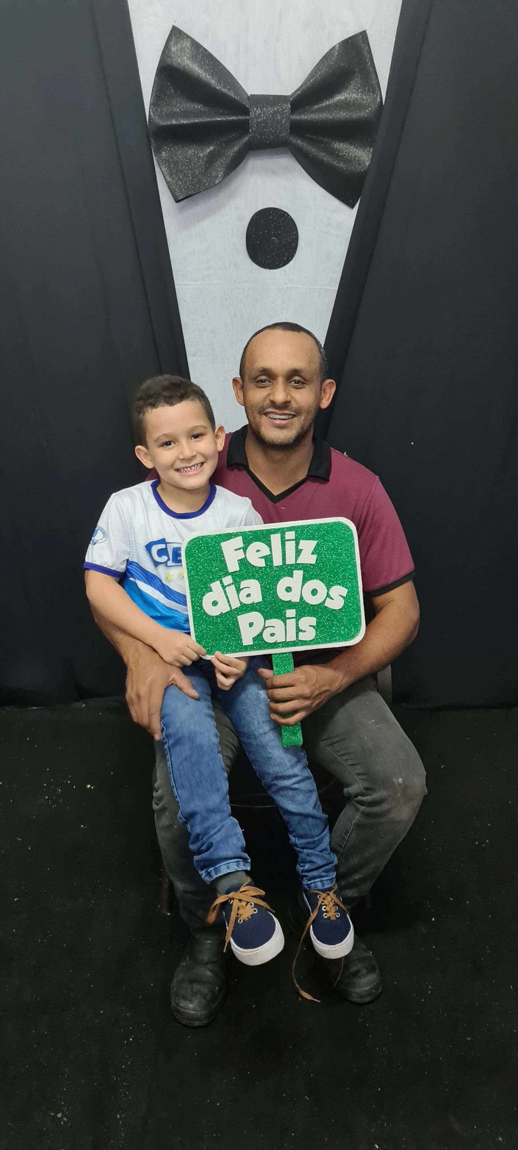 Dia dos Pais 2021- Fotos com os pais na escola.