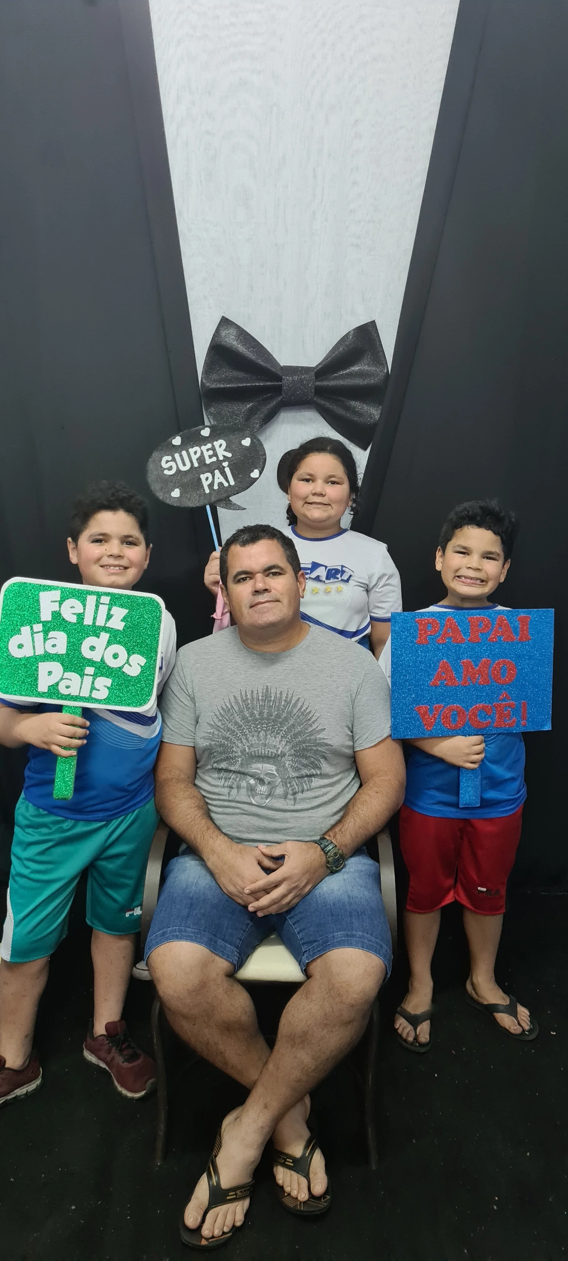 Dia dos Pais 2021- Fotos com os pais na escola.