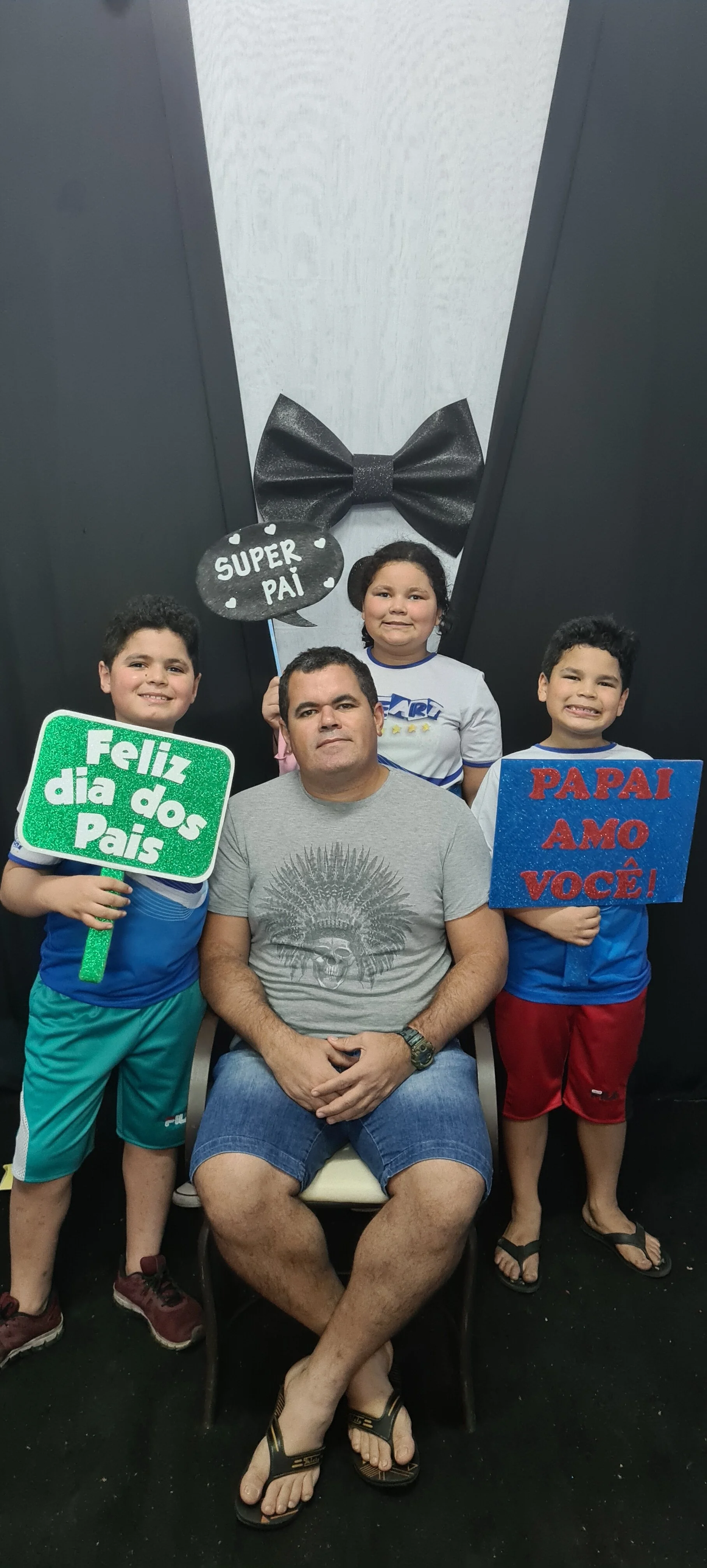 Dia dos Pais 2021- Fotos com os pais na escola.