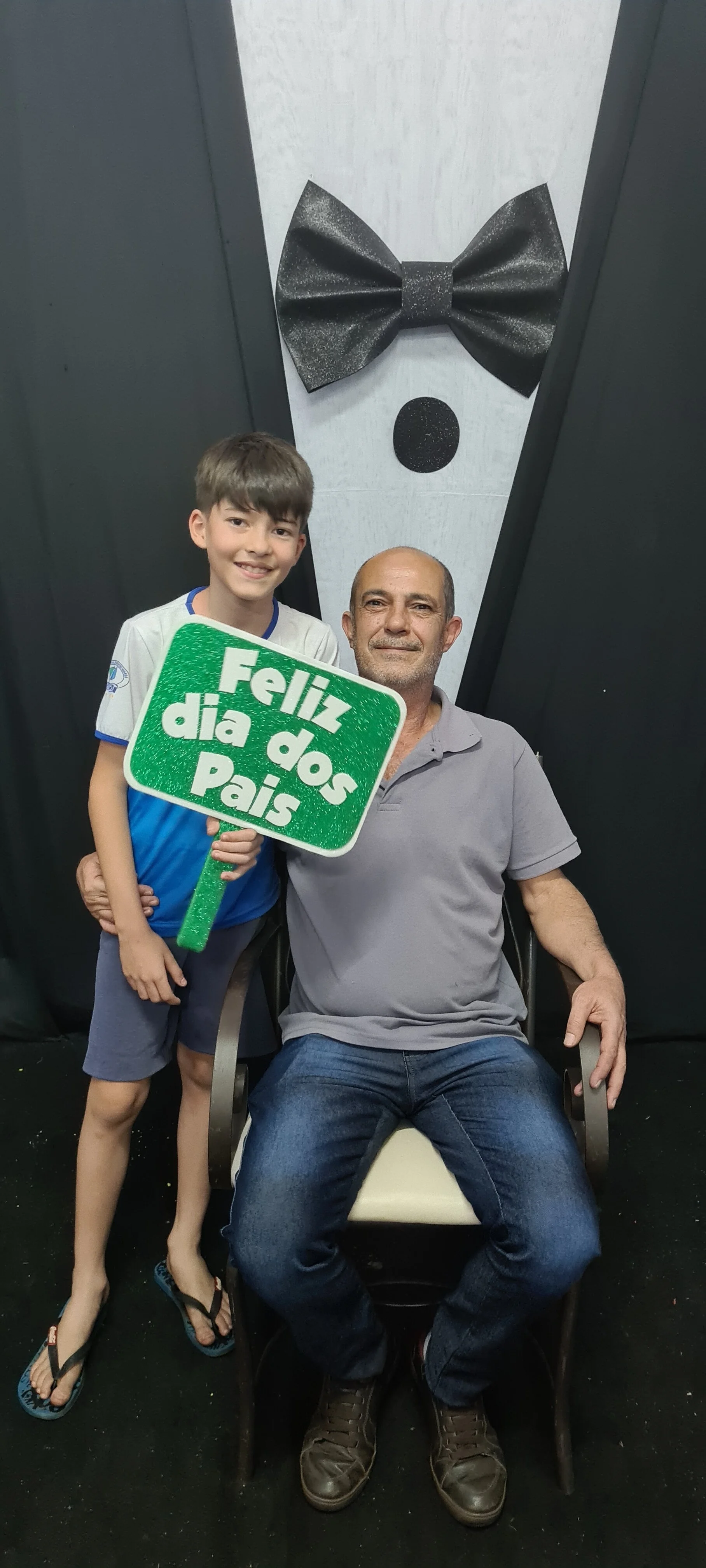 Dia dos Pais 2021- Fotos com os pais na escola.