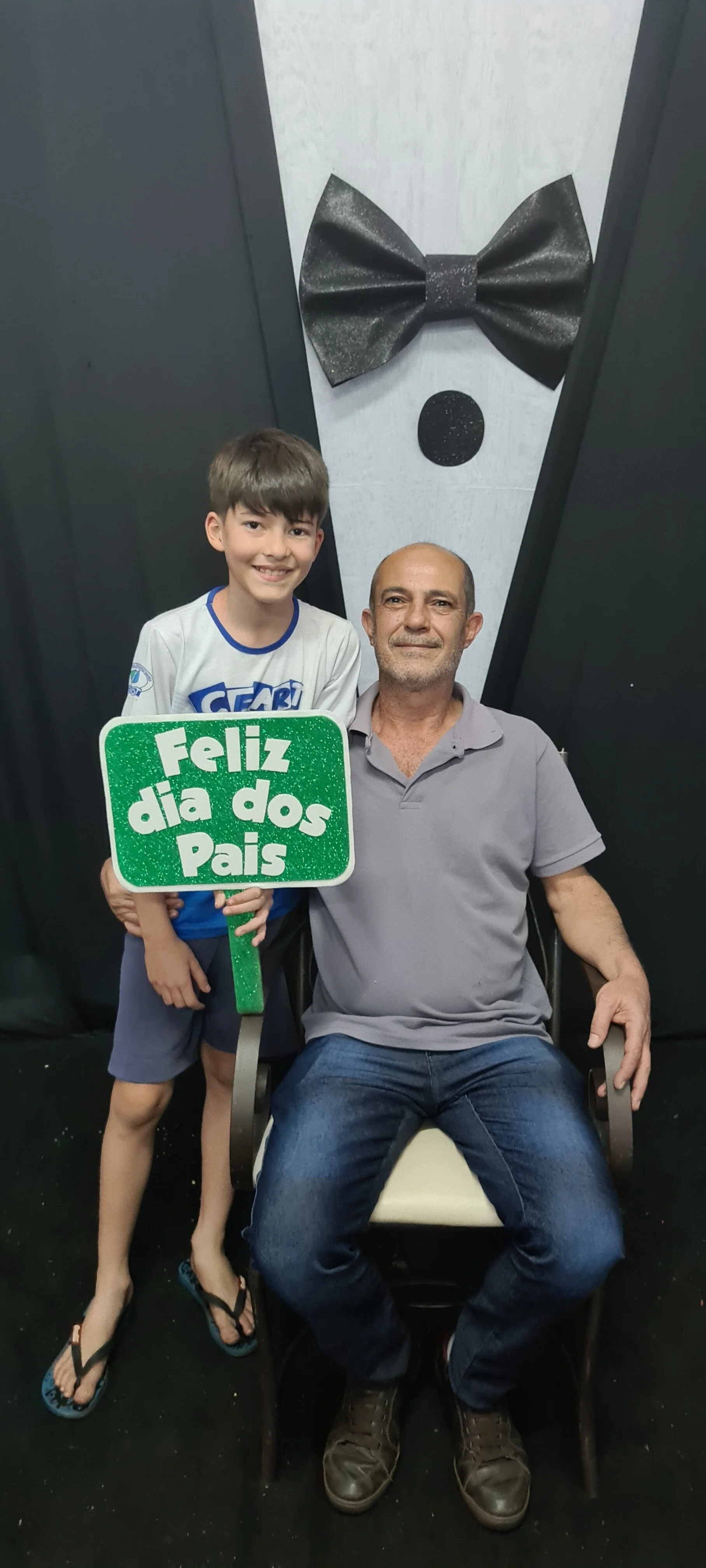 Dia dos Pais 2021- Fotos com os pais na escola.